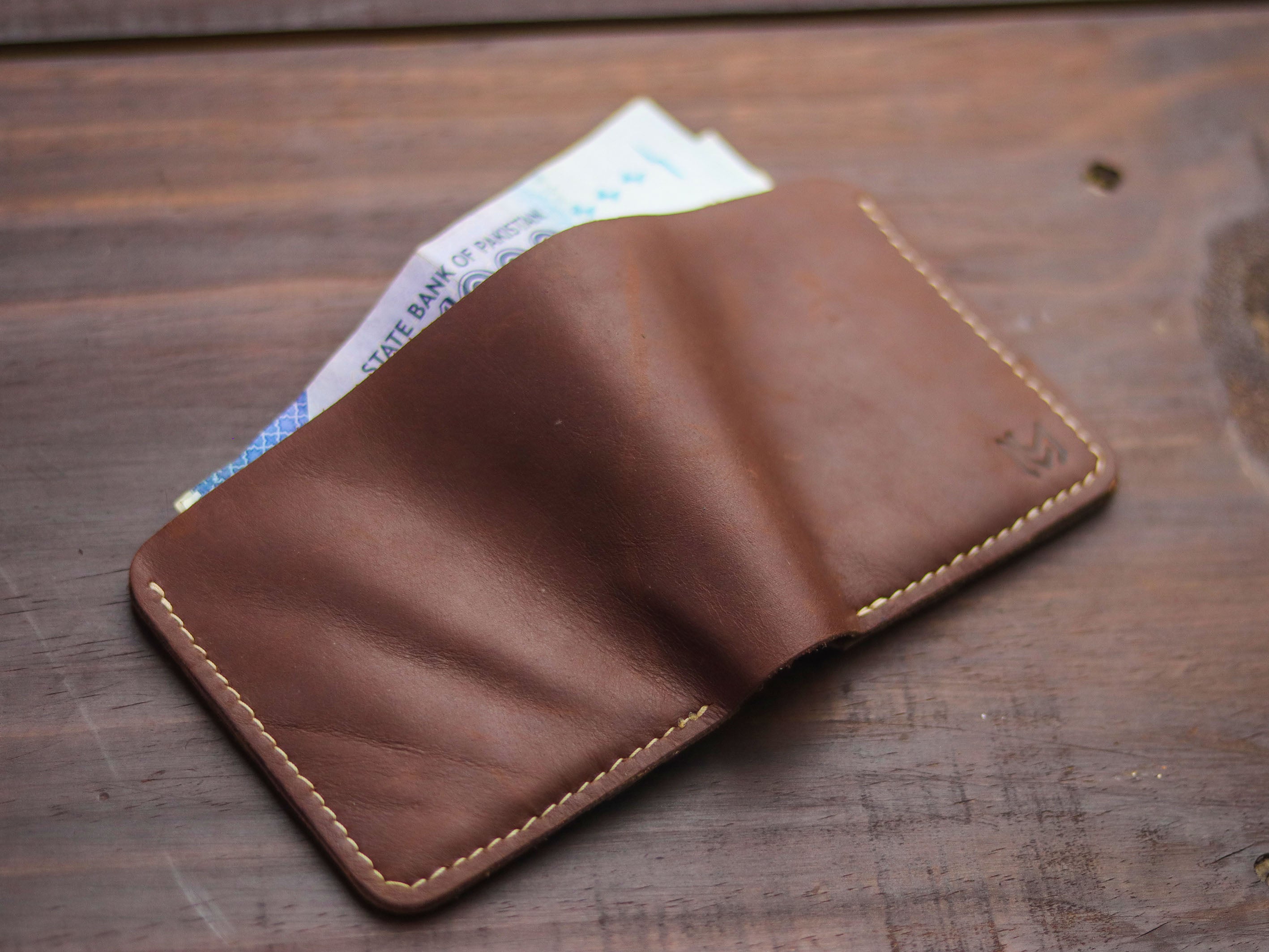 "TRIDENT" CHESTNUT BROWN