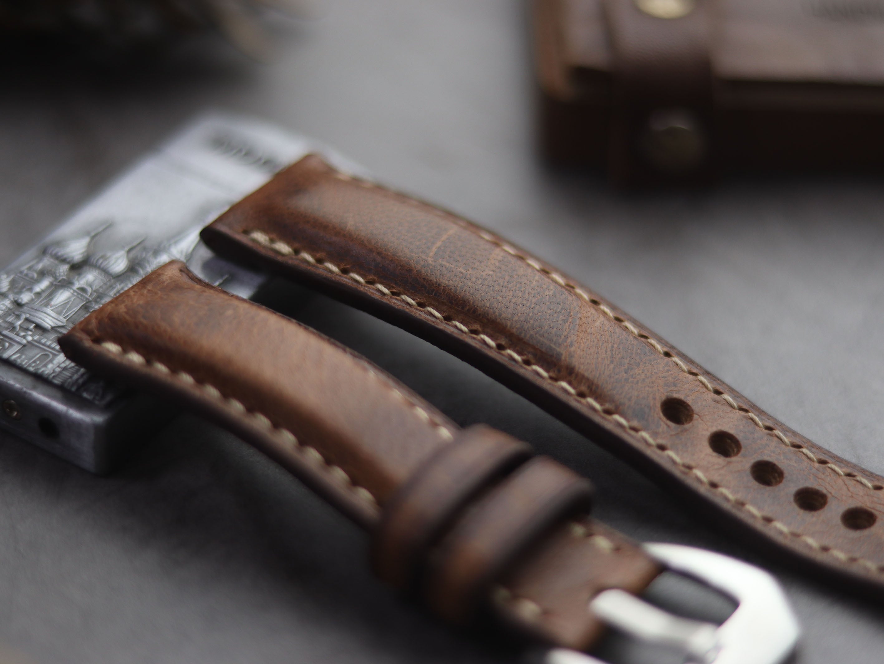 CRAZY BROWN FULL STITCHED - PADDED