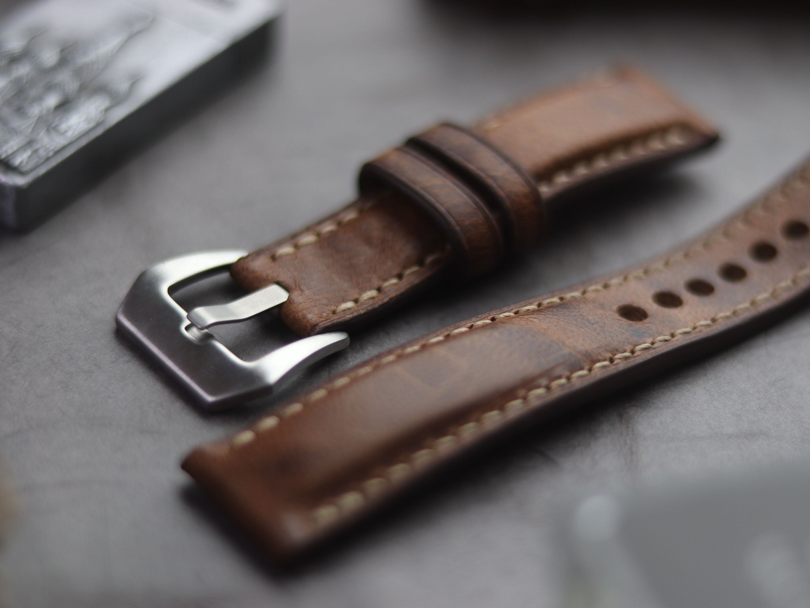 CRAZY BROWN FULL STITCHED - PADDED
