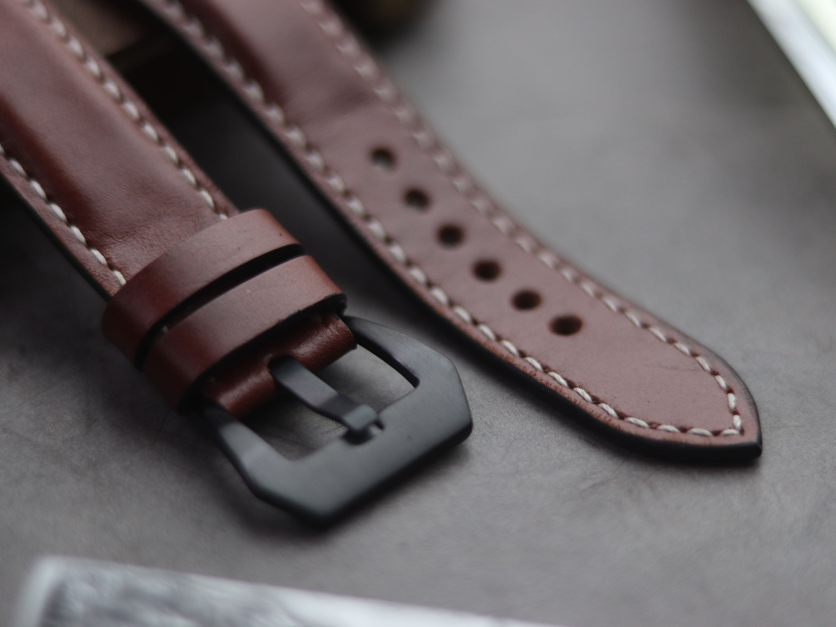 ROSEWOOD BURUNDY FULL STITCHED - PADDED