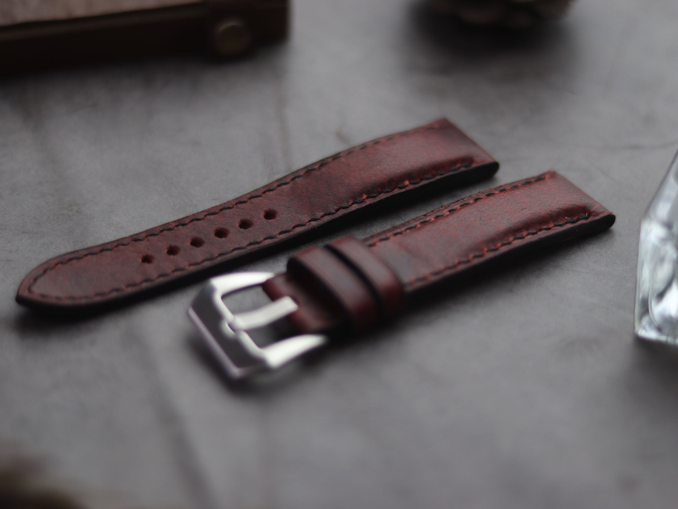 MAHOGANY BURGUNDY FULL STITCHED - PADDED