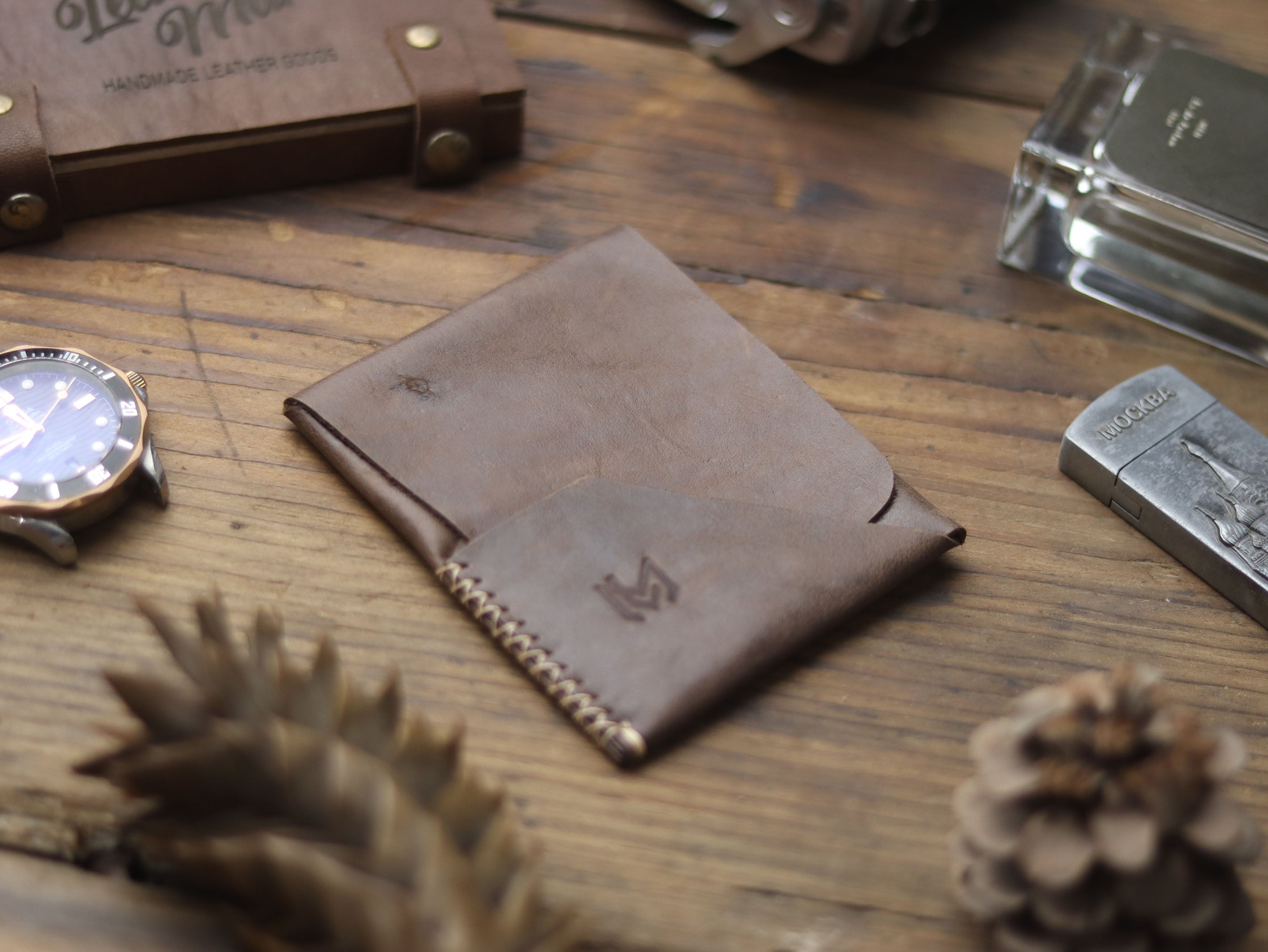 MOBIUS - WALNUT BROWN