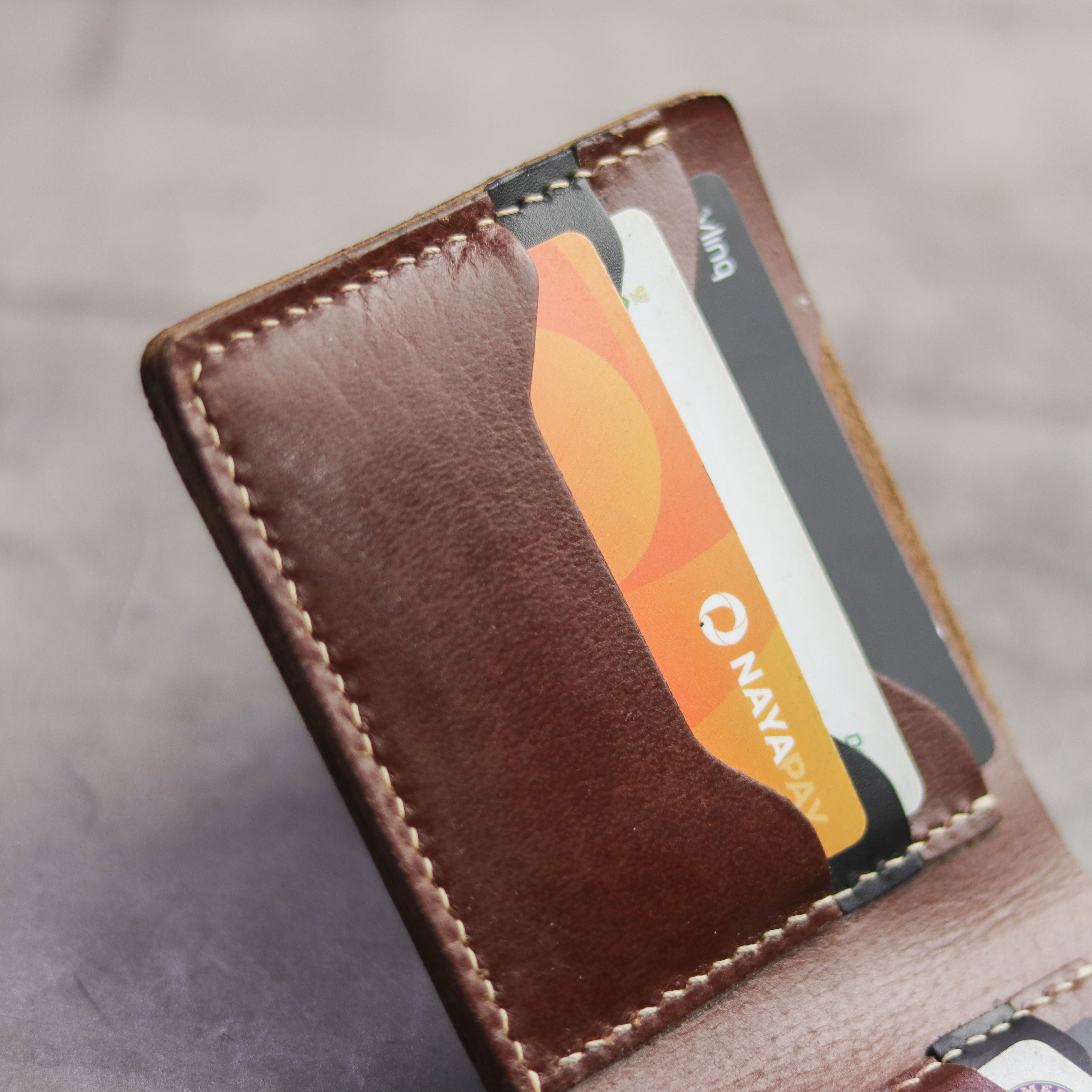 "MAXIMUS" BI-FOLD WALLET - WHISKY BROWN
