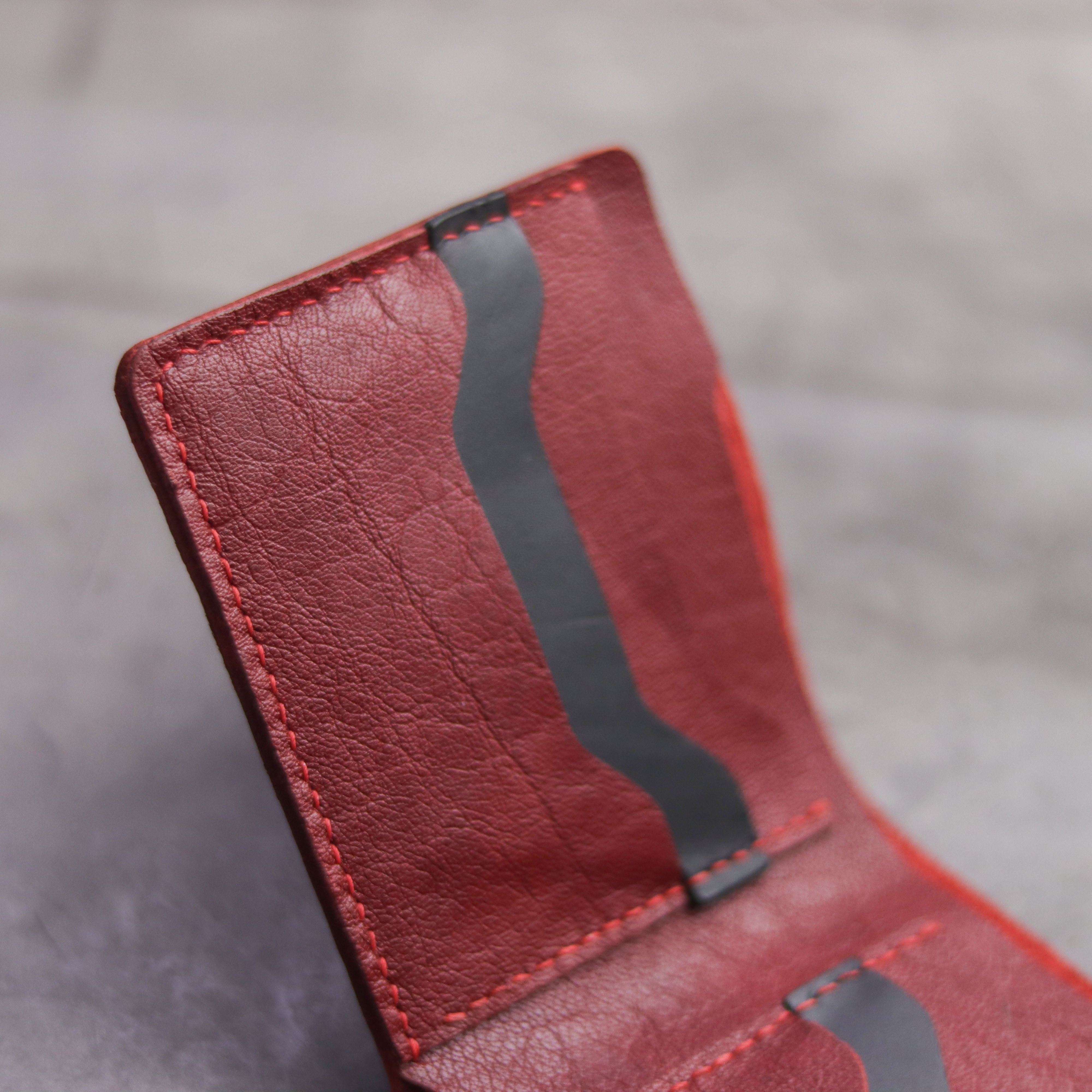 "MAXIMUS" BI-FOLD WALLET - RED