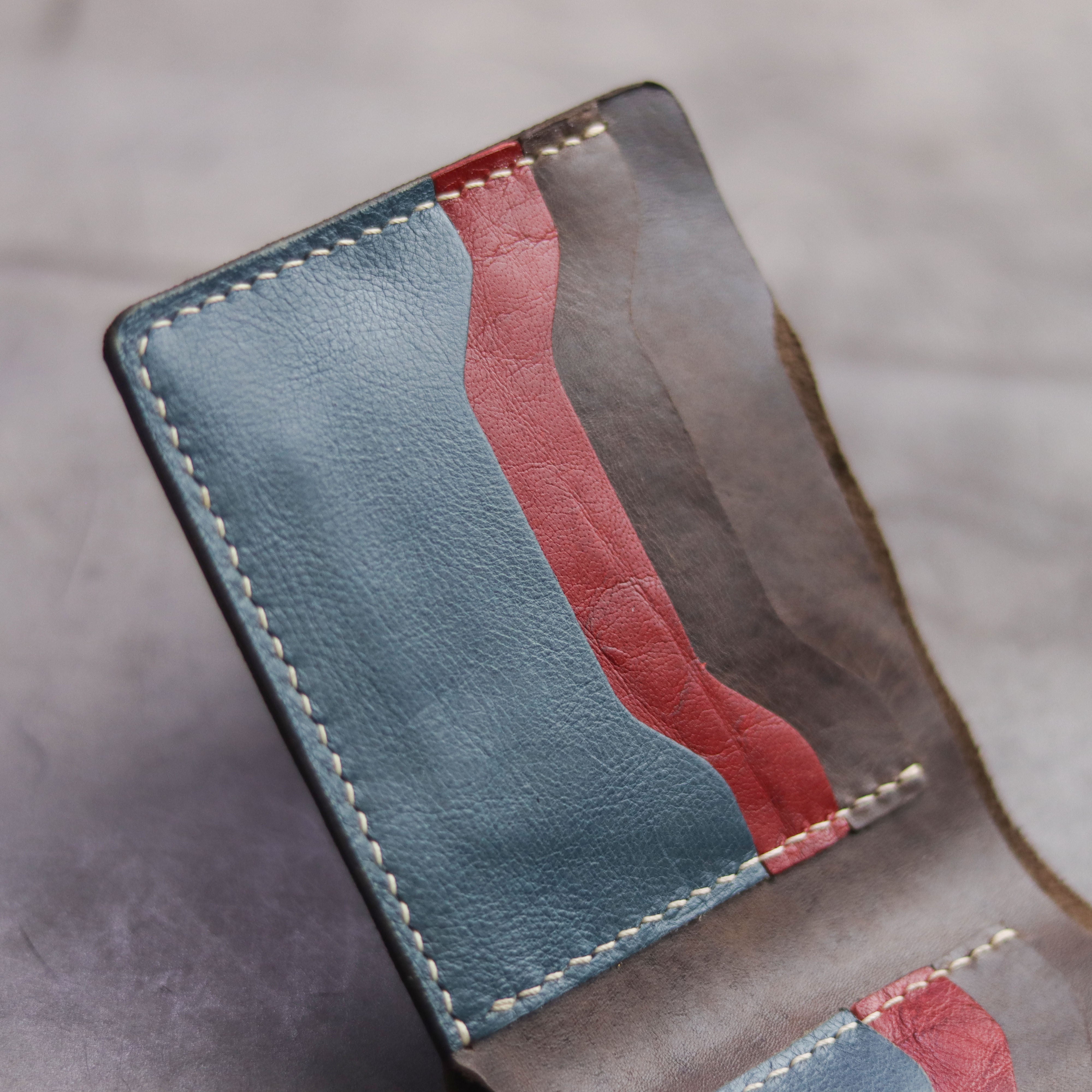 "MAXIMUS" BI-FOLD WALLET - WALNUT BROWN, RED & DEEP BLUE