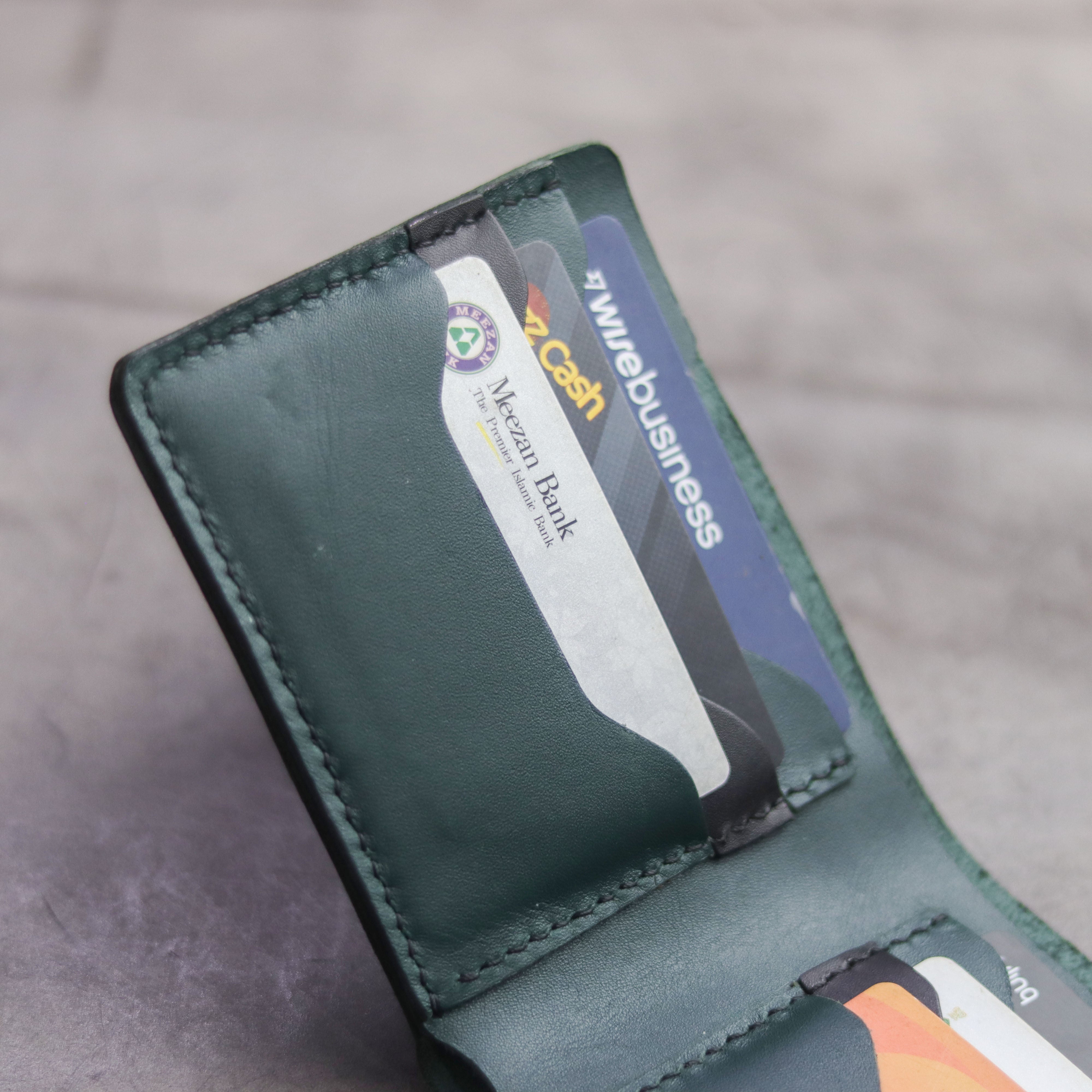 "MAXIMUS" BI-FOLD WALLET - SACRAMENTO GREEN