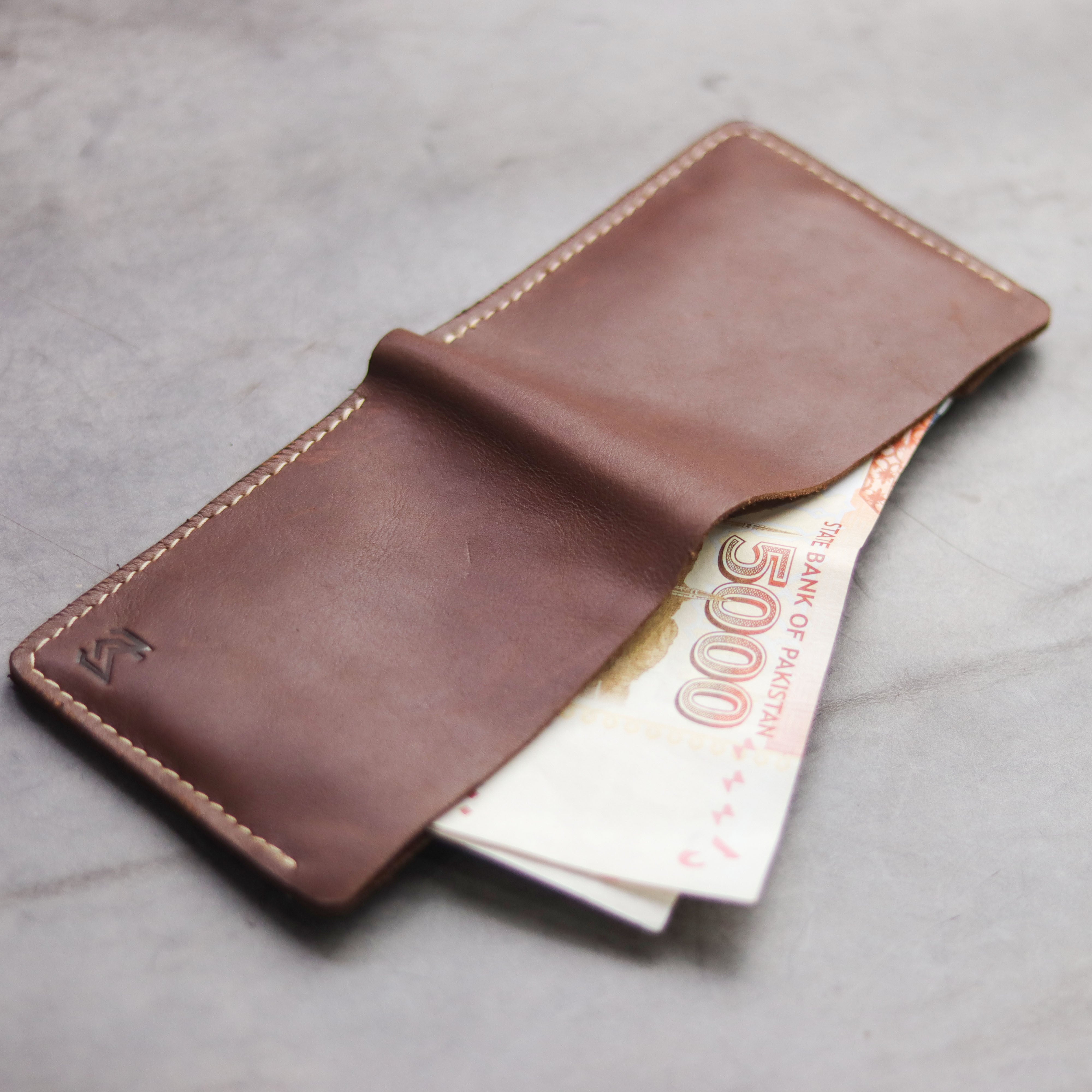 "MAXIMUS" BI-FOLD WALLET - CHESTNUT BROWN