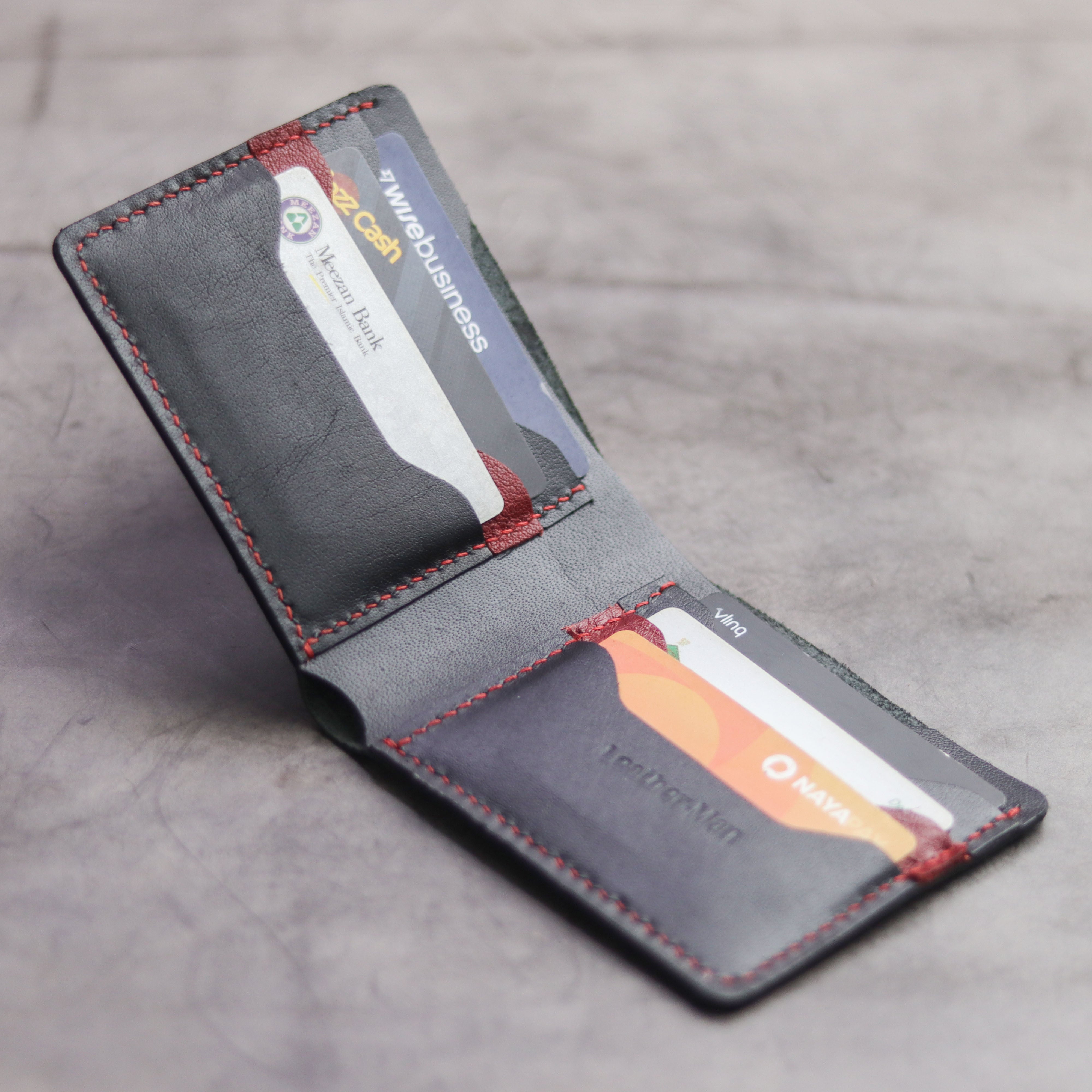 "MAXIMUS" BI-FOLD WALLET - BLACK & RED