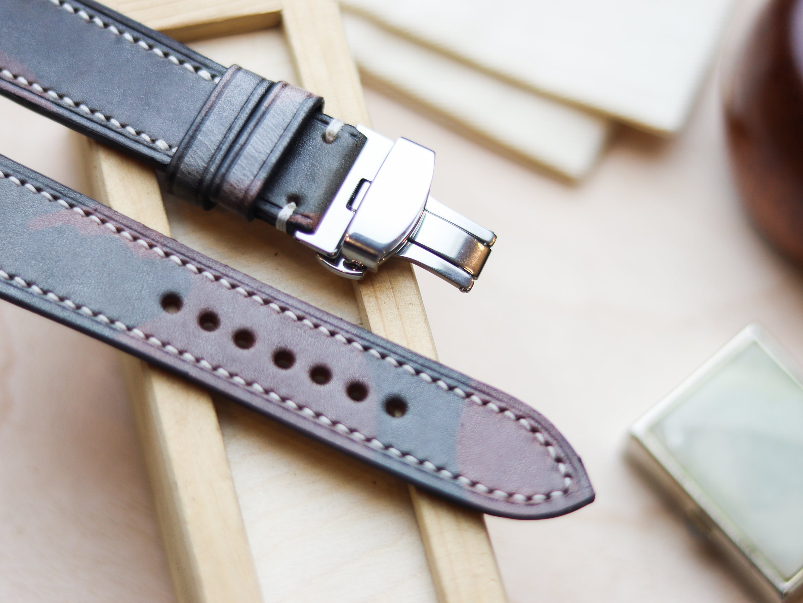 ITALIAN WAXED CAMOUFLAGE HAND-CRAFTED STRAPS FULL STITCHED - COFFEE BROWN