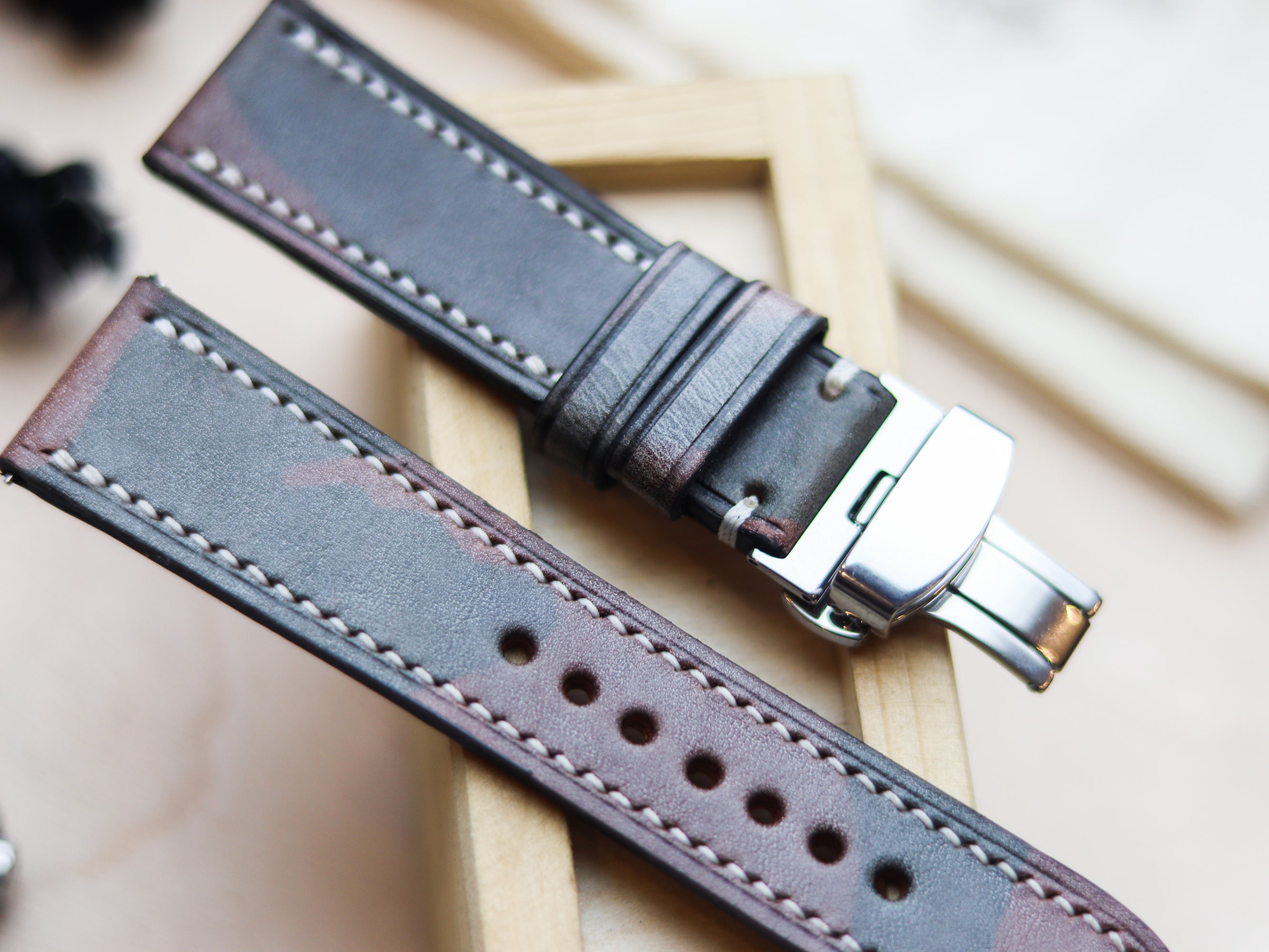 ITALIAN WAXED CAMOUFLAGE HAND-CRAFTED STRAPS FULL STITCHED - COFFEE BROWN