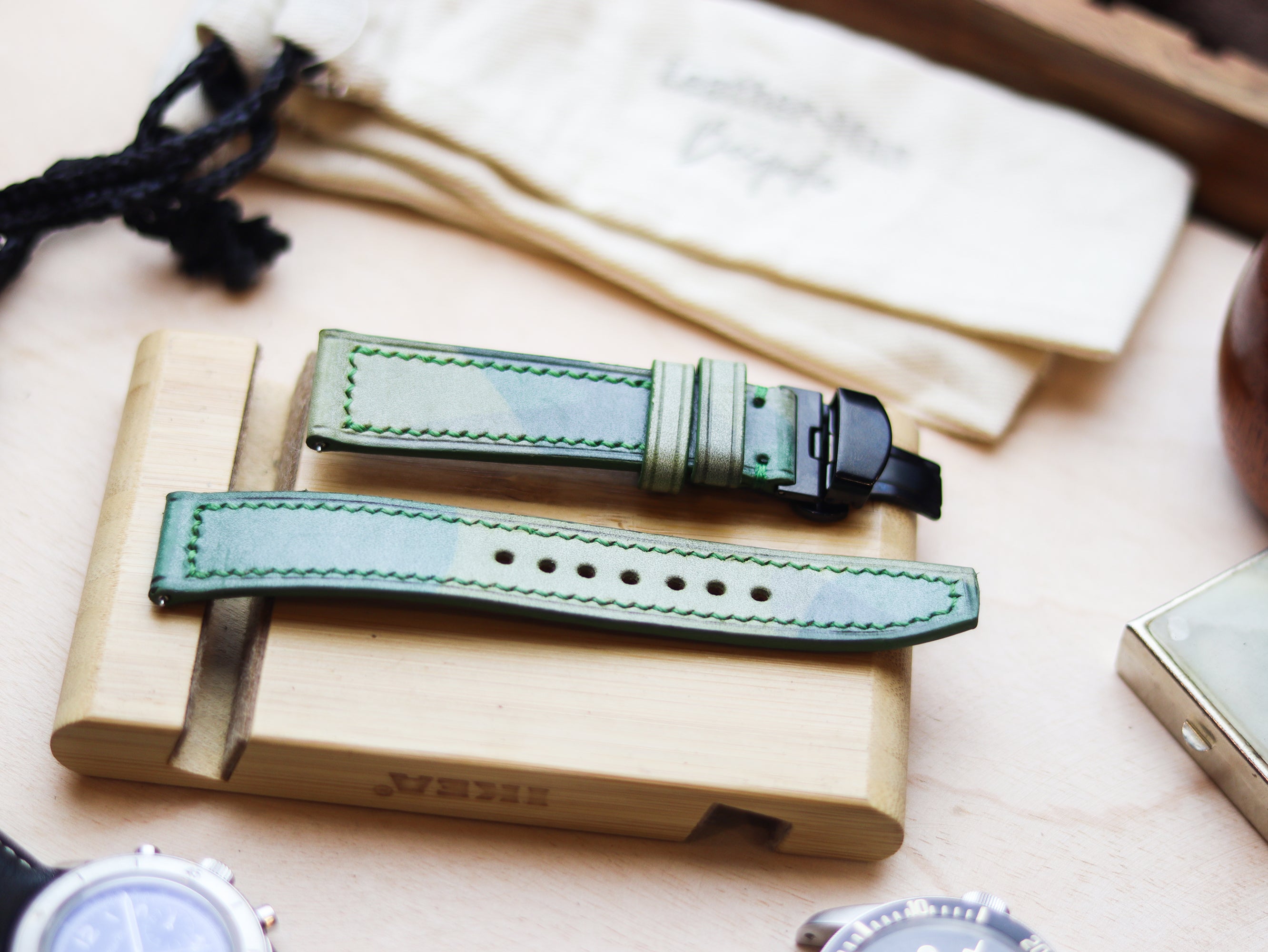 ITALIAN WAXED CAMOUFLAGE HAND-CRAFTED STRAPS BOX STITCHED - LIME GREEN