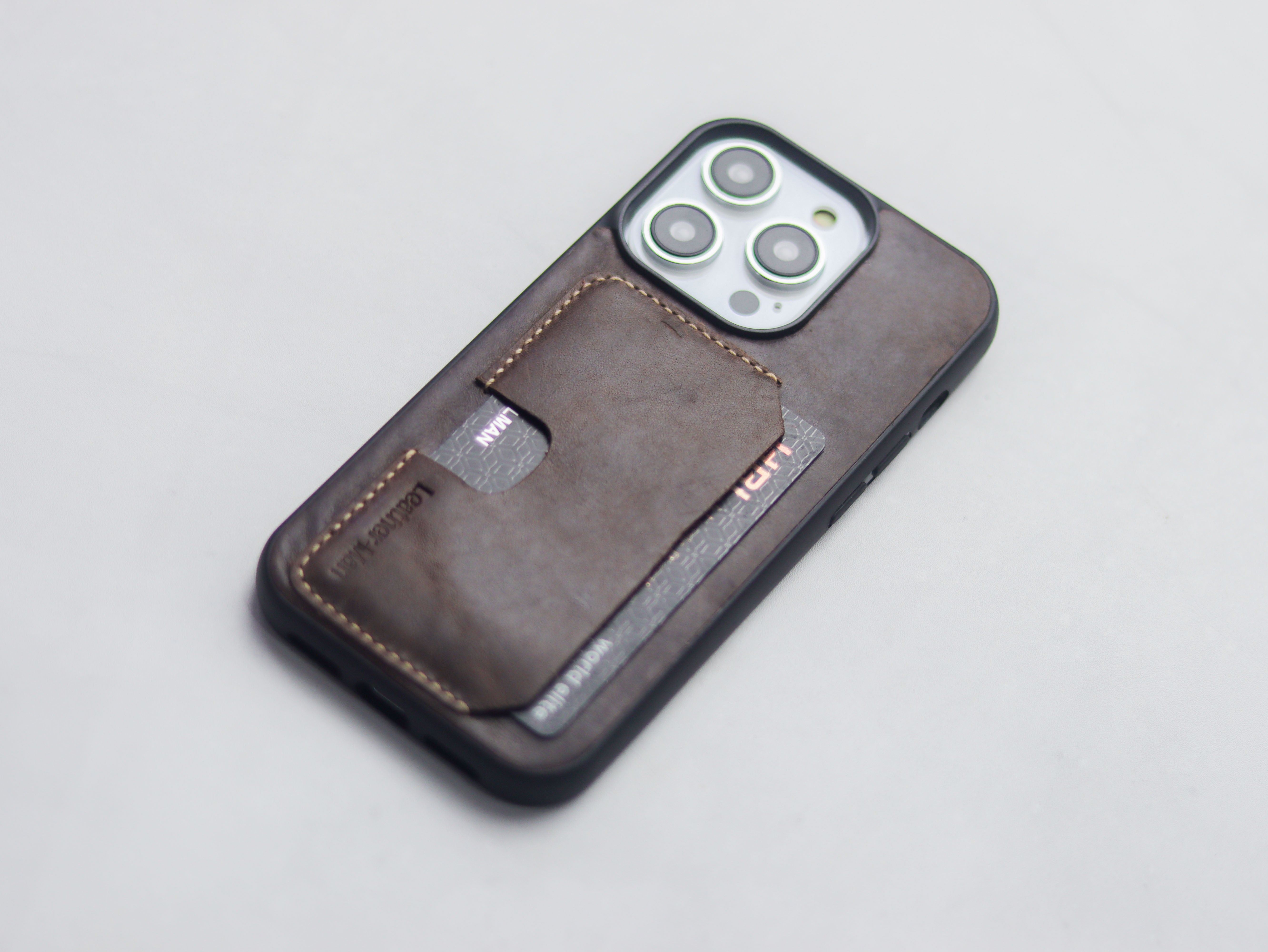 WALNUT BROWN LEATHER - WALLET PHONE CASE