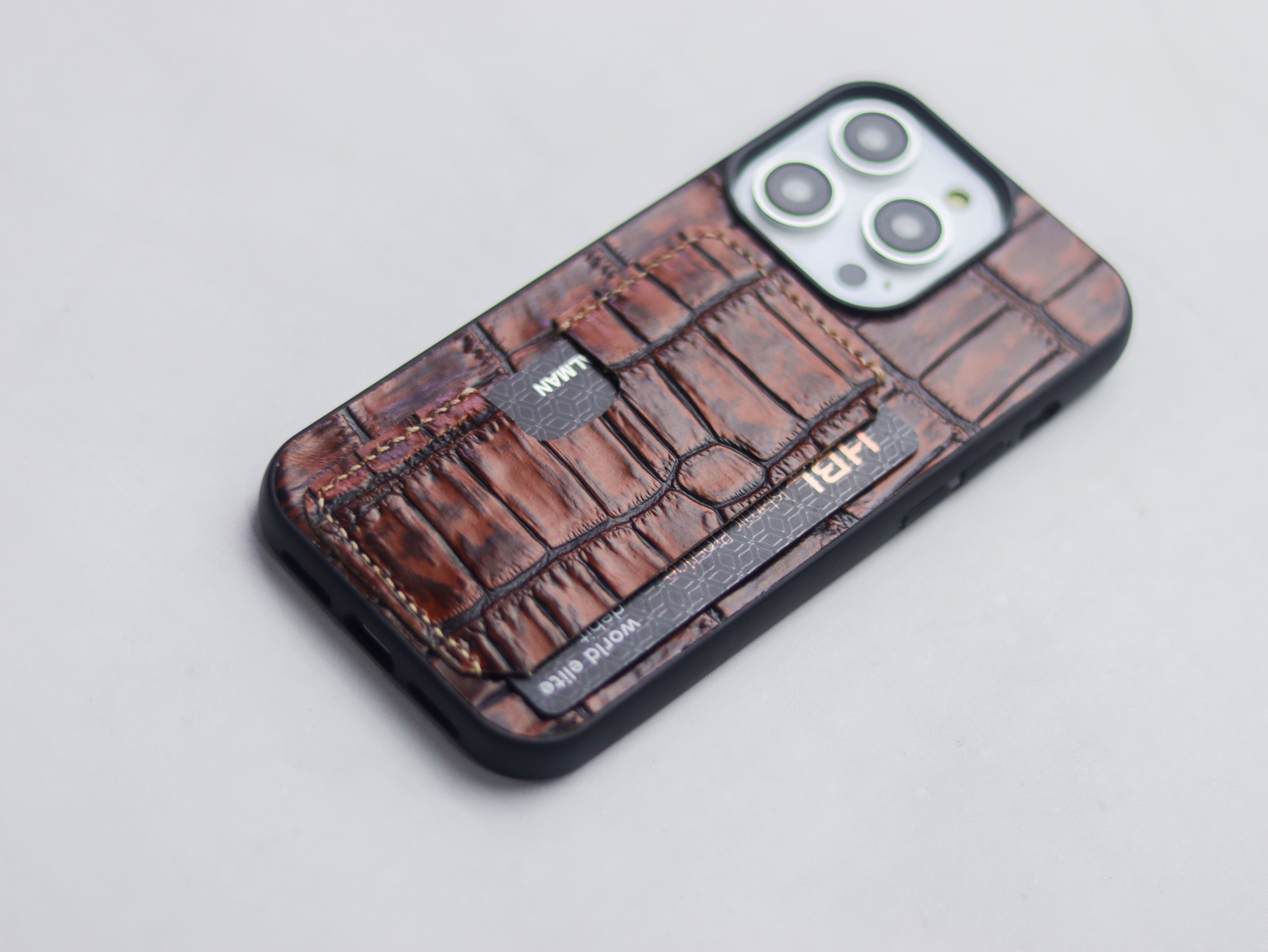 BROWN CROCO LEATHER (LARGE SCALES) -  WALLET PHONE CASE