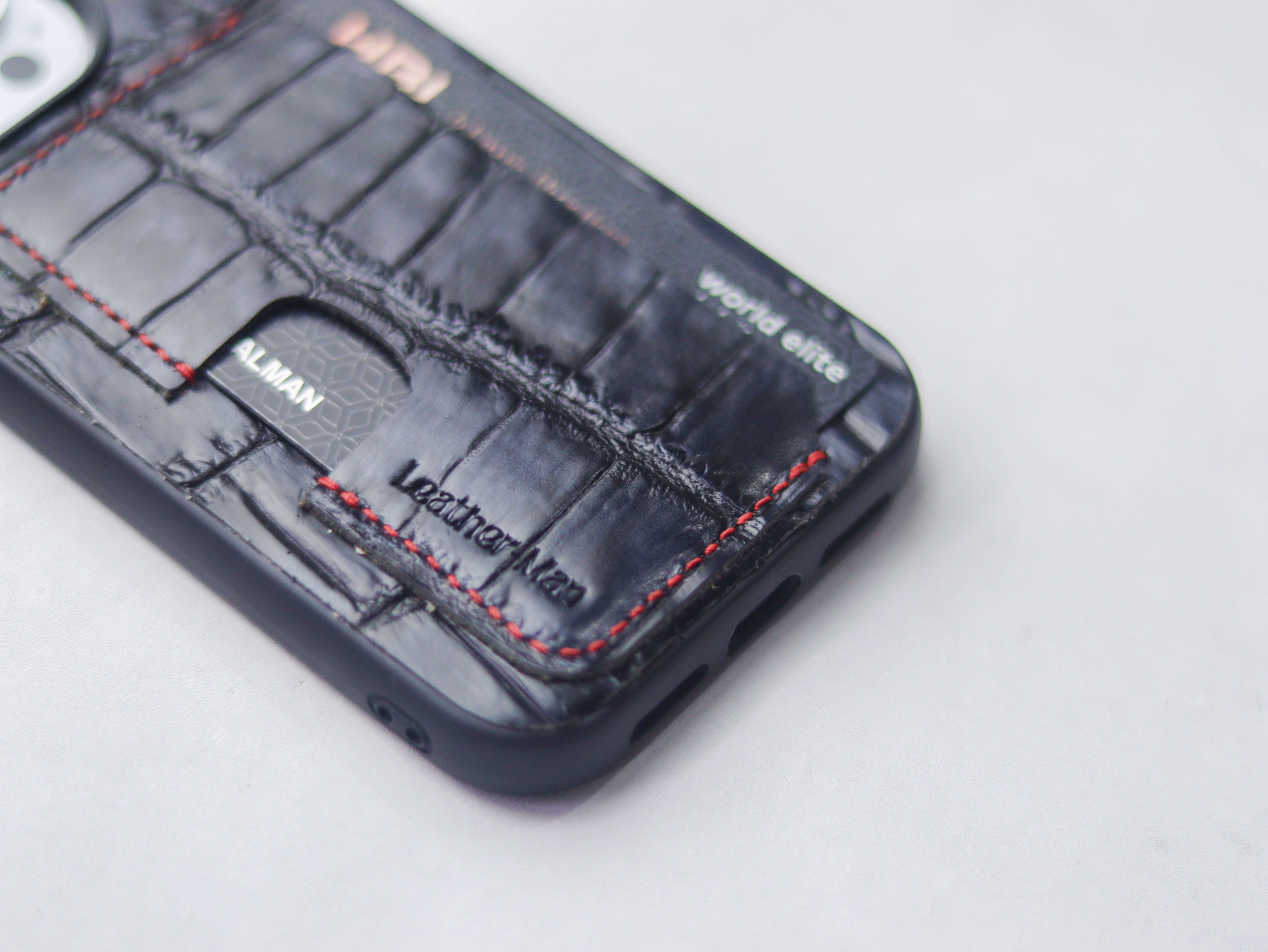 BLACK CROCO LEATHER (LARGE SCALES) - WALLET PHONE CASE