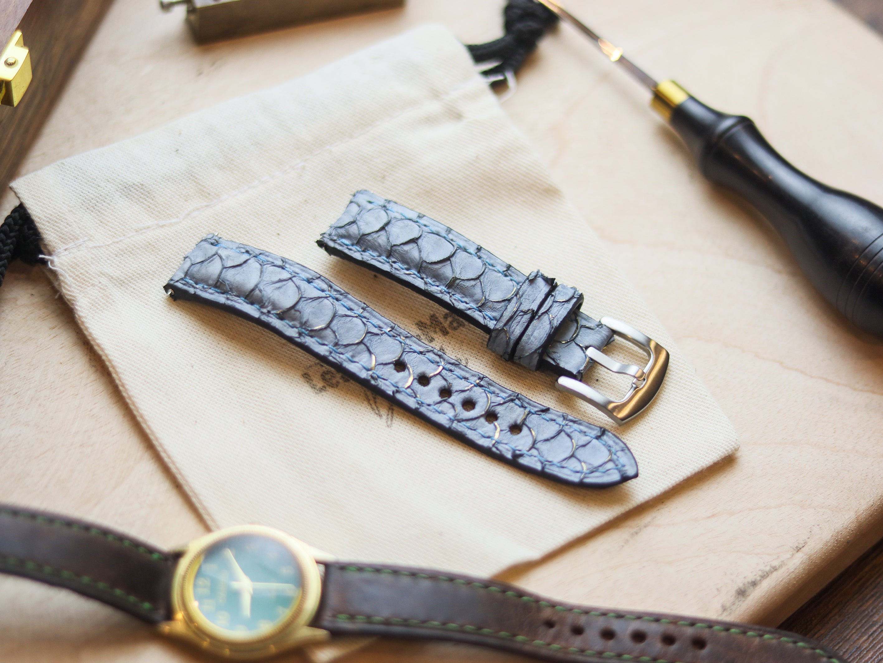 PREMIUM DENIM BLUE TILAPIA FISH SKIN STRAPS - PADDED