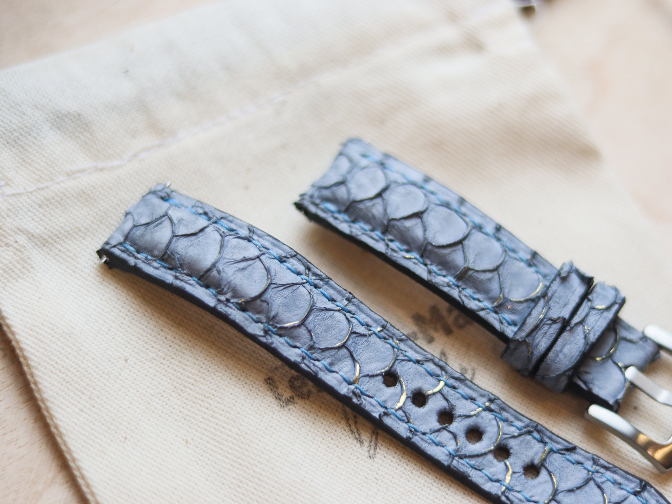 PREMIUM DENIM BLUE TILAPIA FISH SKIN STRAPS - PADDED