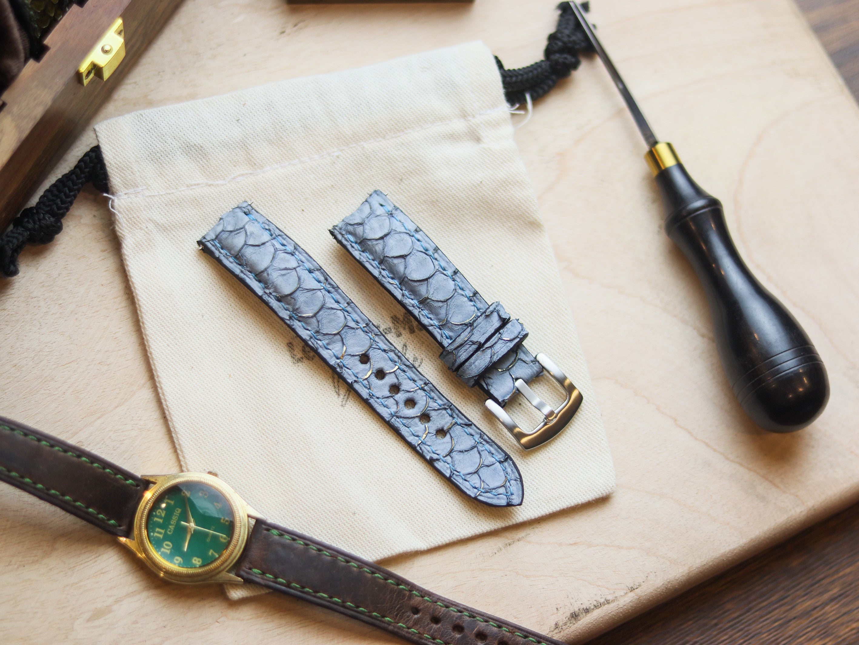 PREMIUM DENIM BLUE TILAPIA FISH SKIN STRAPS - PADDED