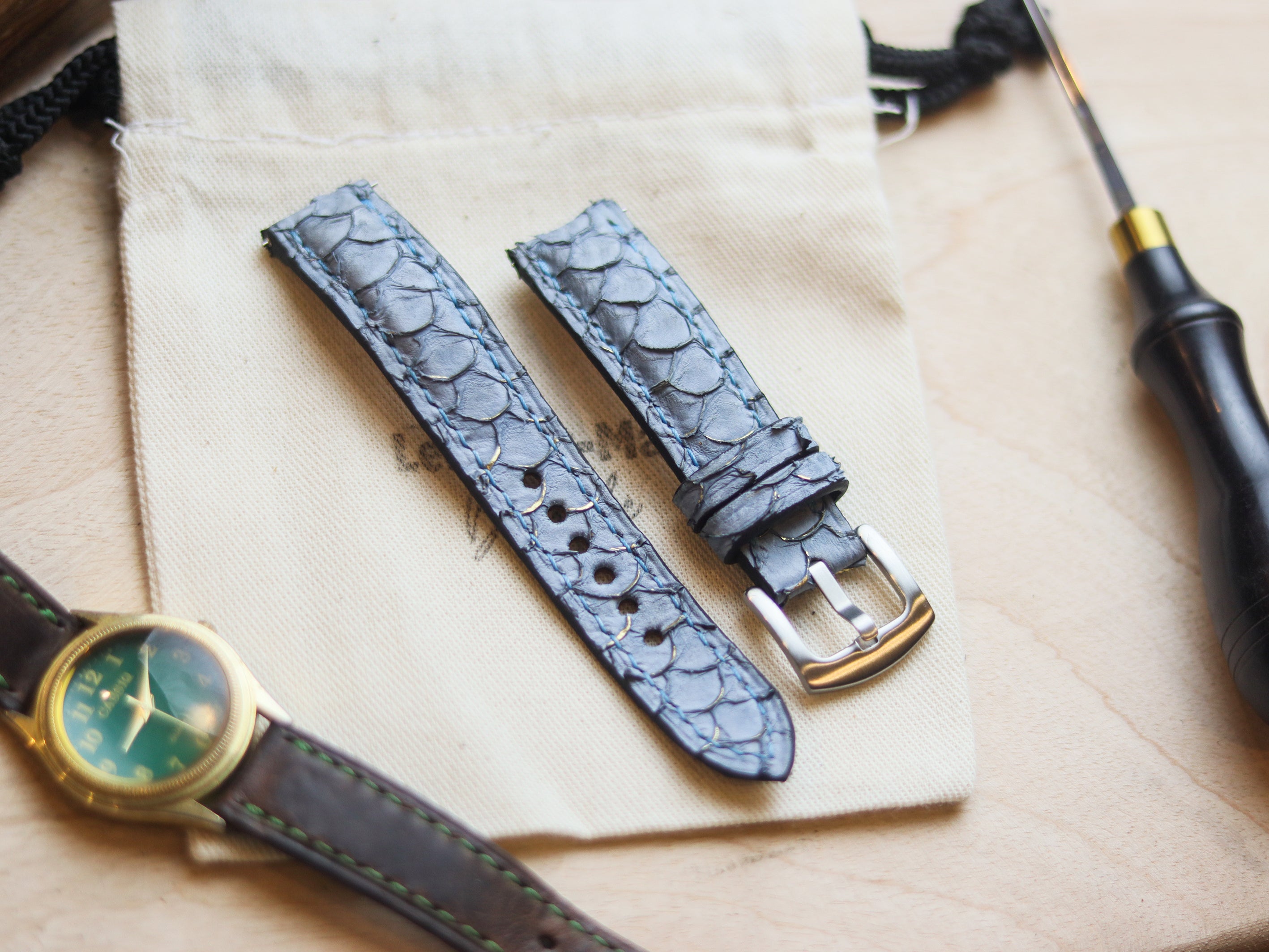 PREMIUM DENIM BLUE TILAPIA FISH SKIN STRAPS - PADDED