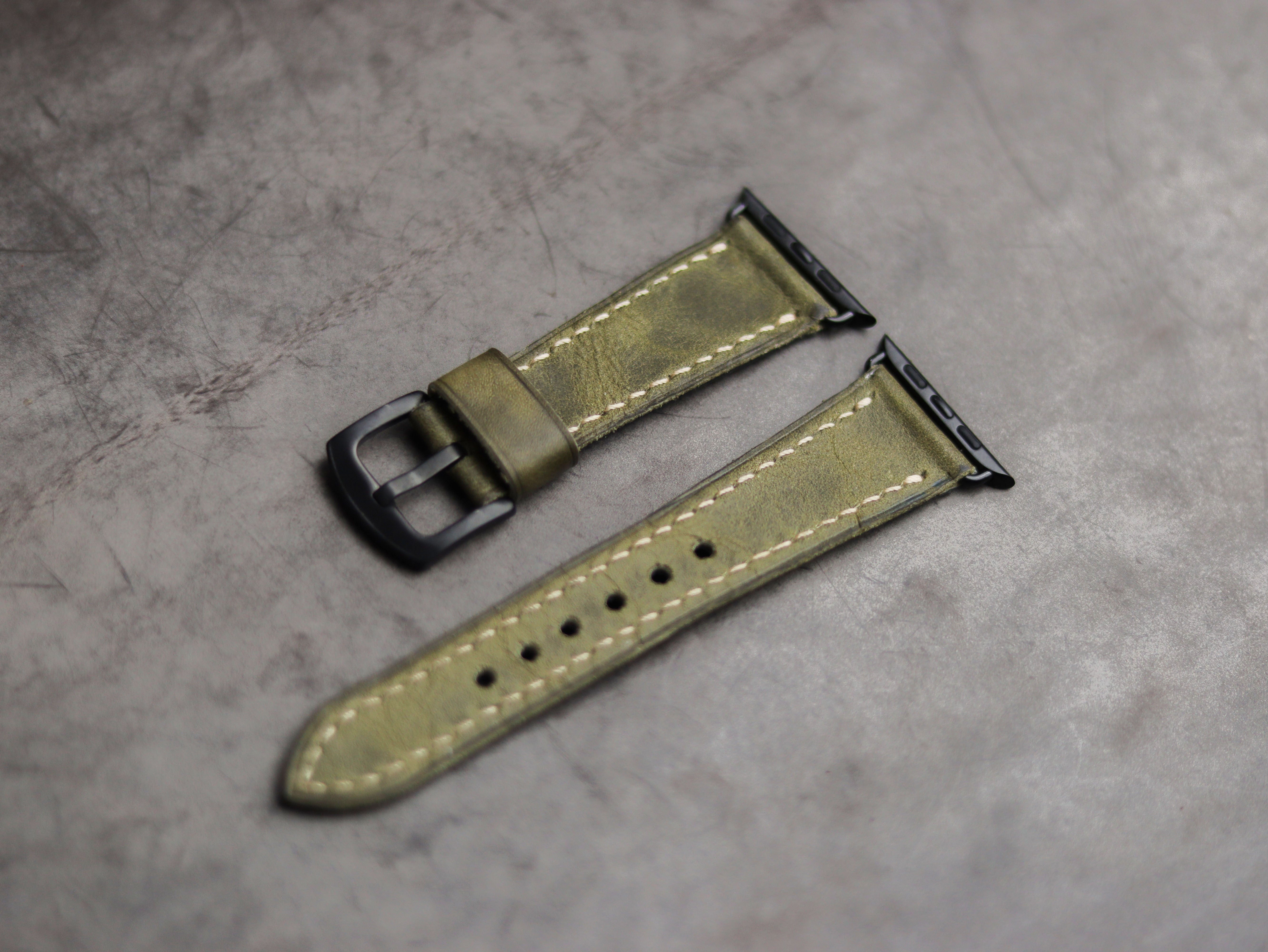 SEAWEED GREEN LEATHER - APPLE WATCH STRAPS HAND-CRAFTED