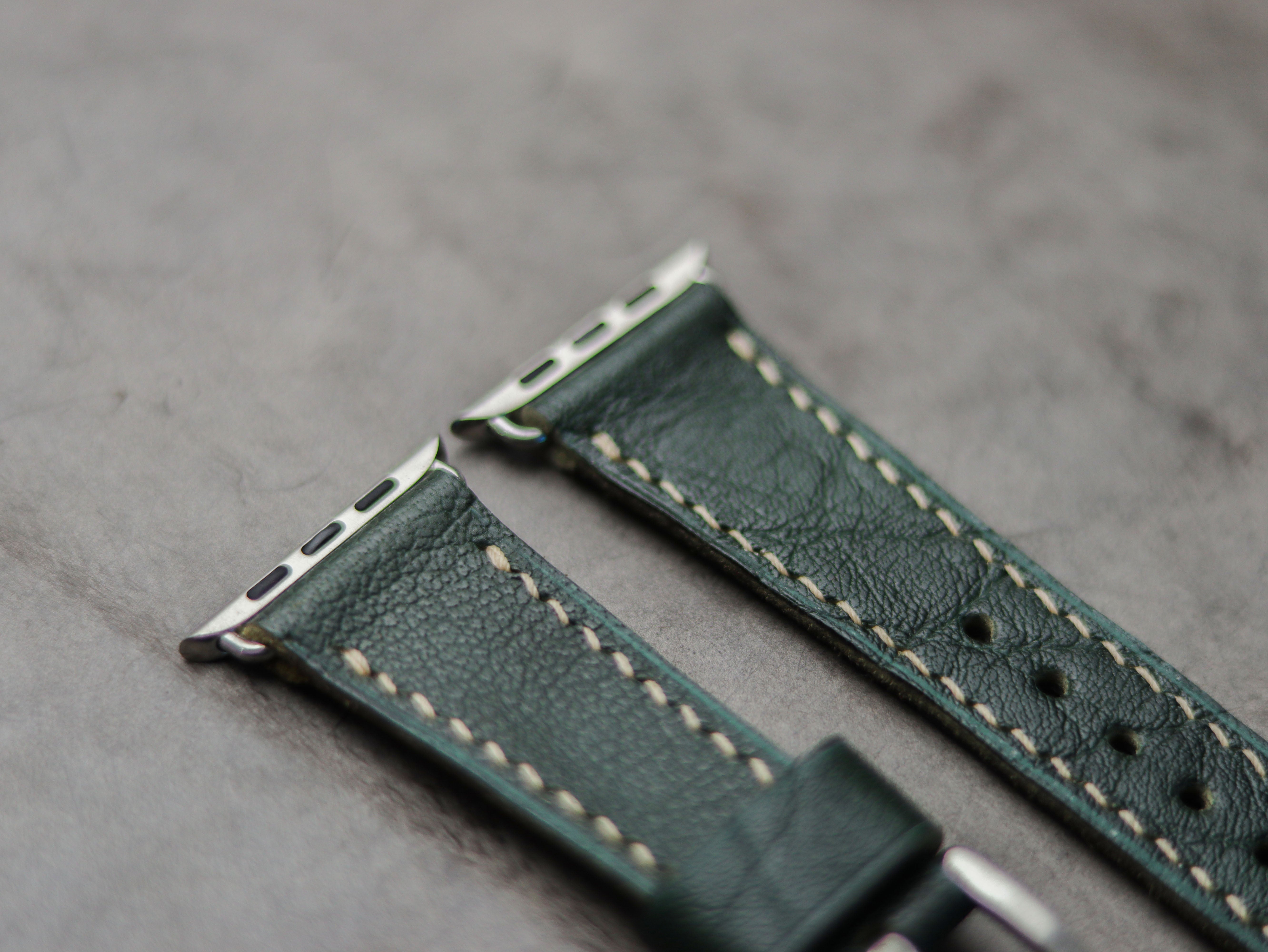 PINE GREEN LEATHER - APPLE WATCH STRAPS HAND-CRAFTED