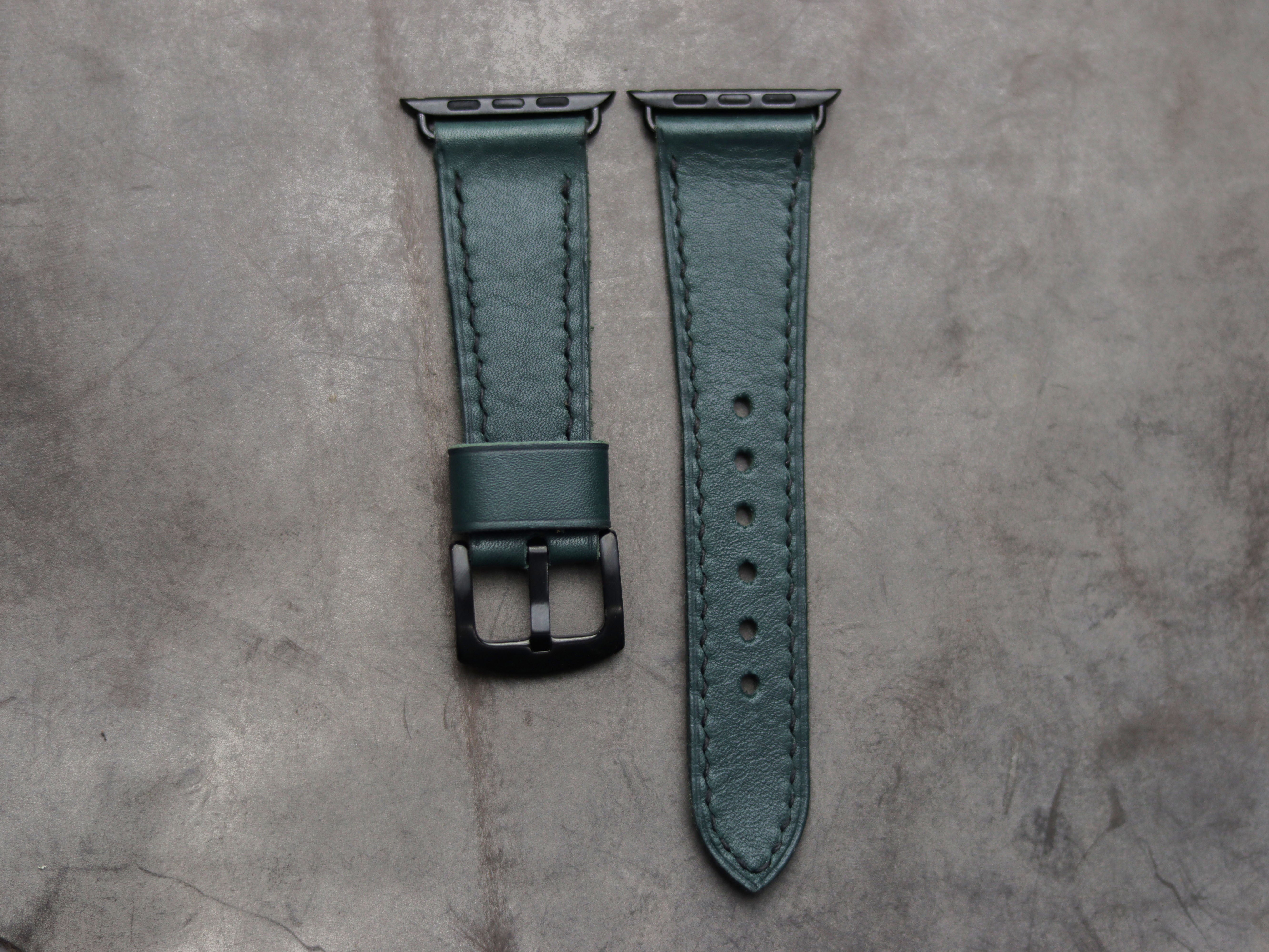 SACRAMENTO GREEN LEATHER - APPLE WATCH STRAPS HAND-CRAFTED