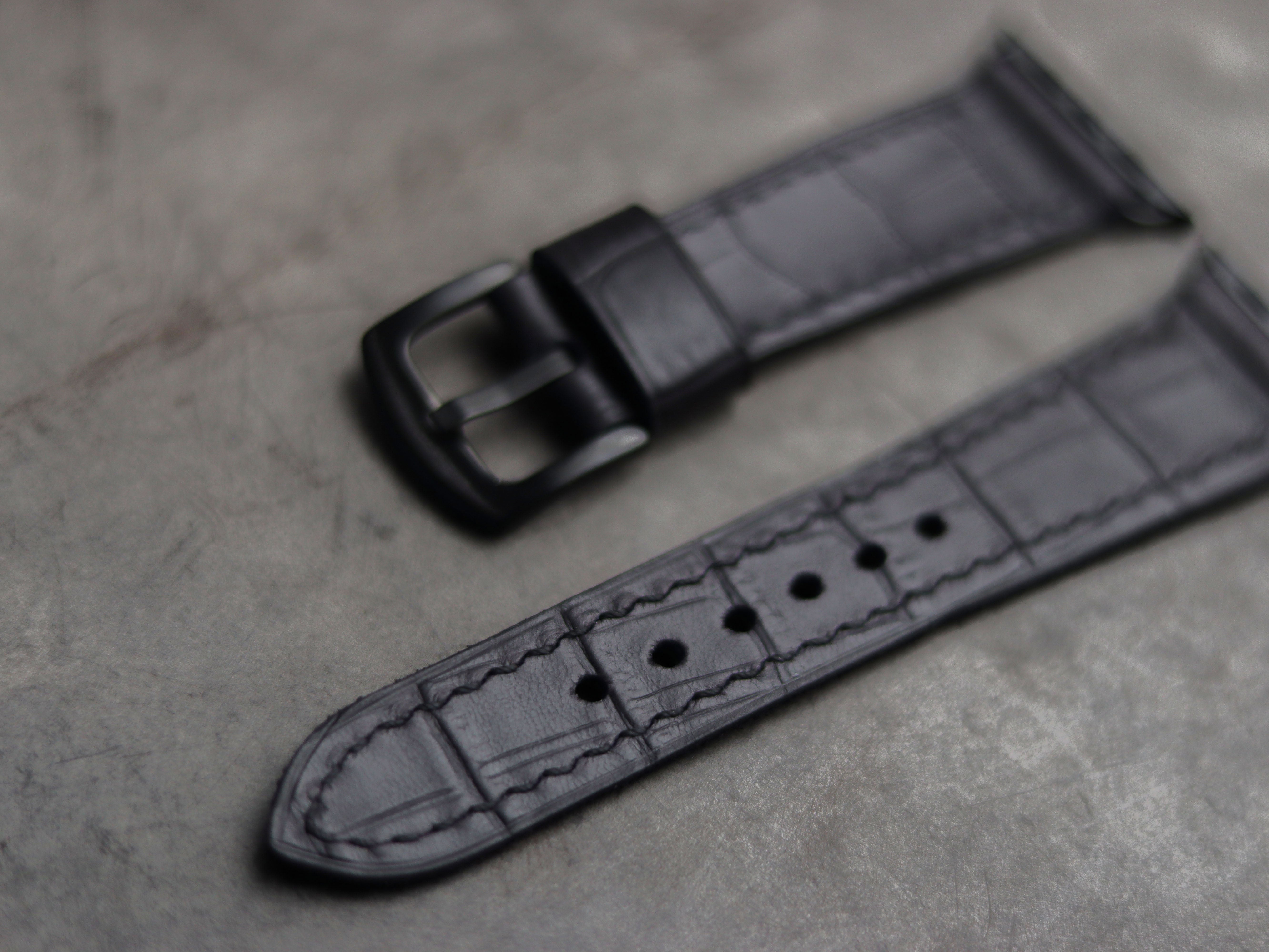 BLACK CROCO LEATHER - APPLE WATCH STRAPS HAND-CRAFTED