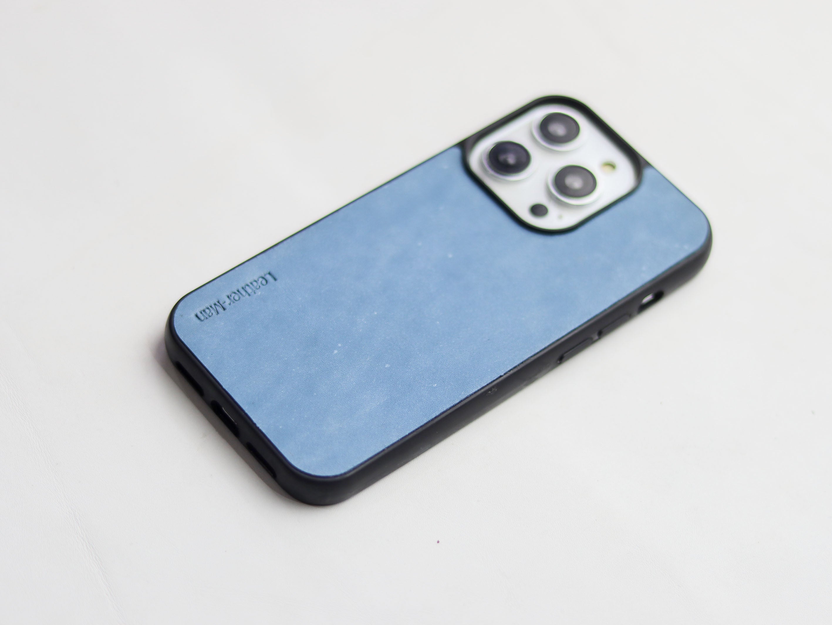 CAROLINE BLUE LEATHER - CLASSIC PHONE CASE