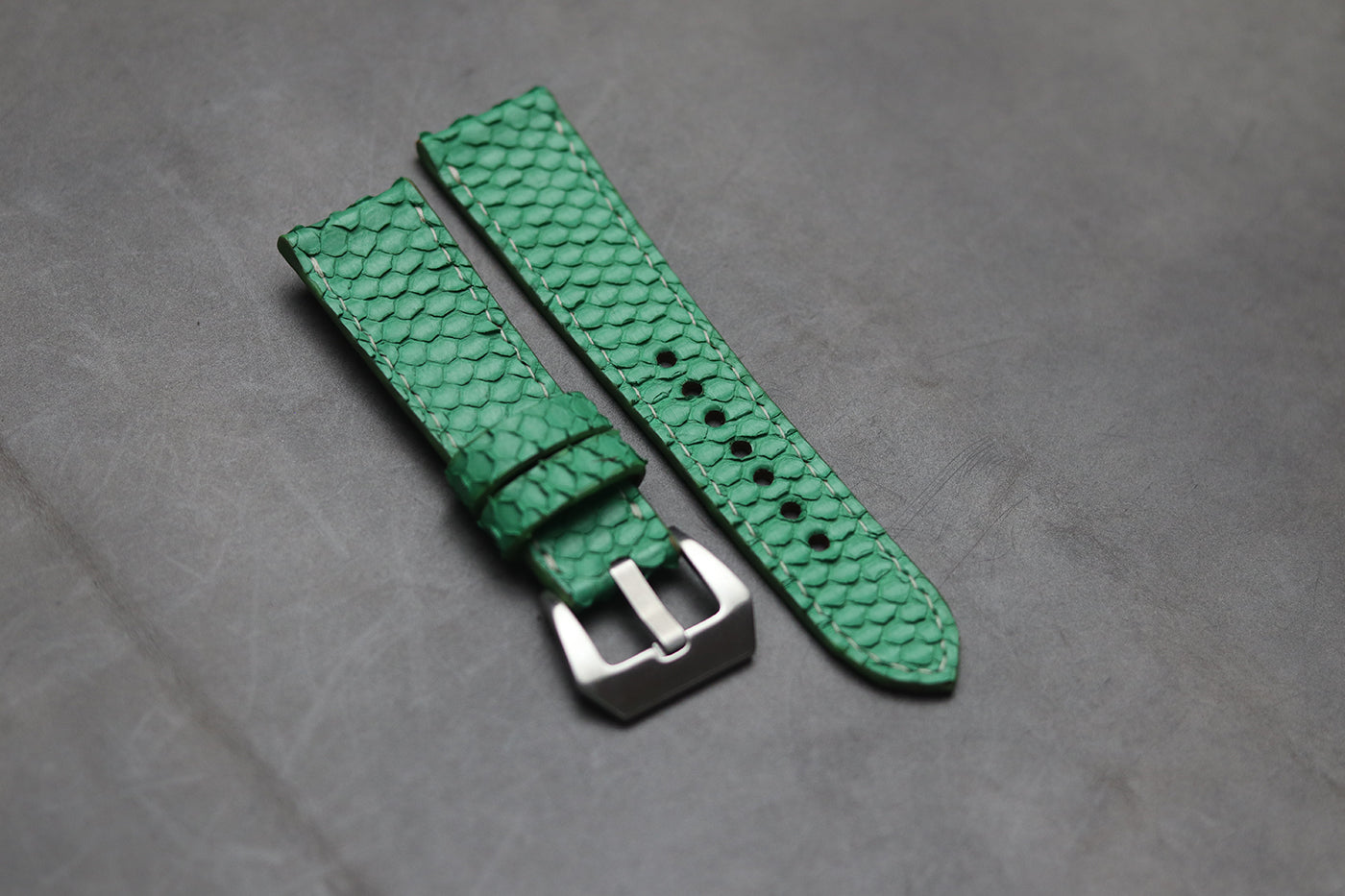SHAMROCK GREEN SNAKE SKIN FULL STITCHED