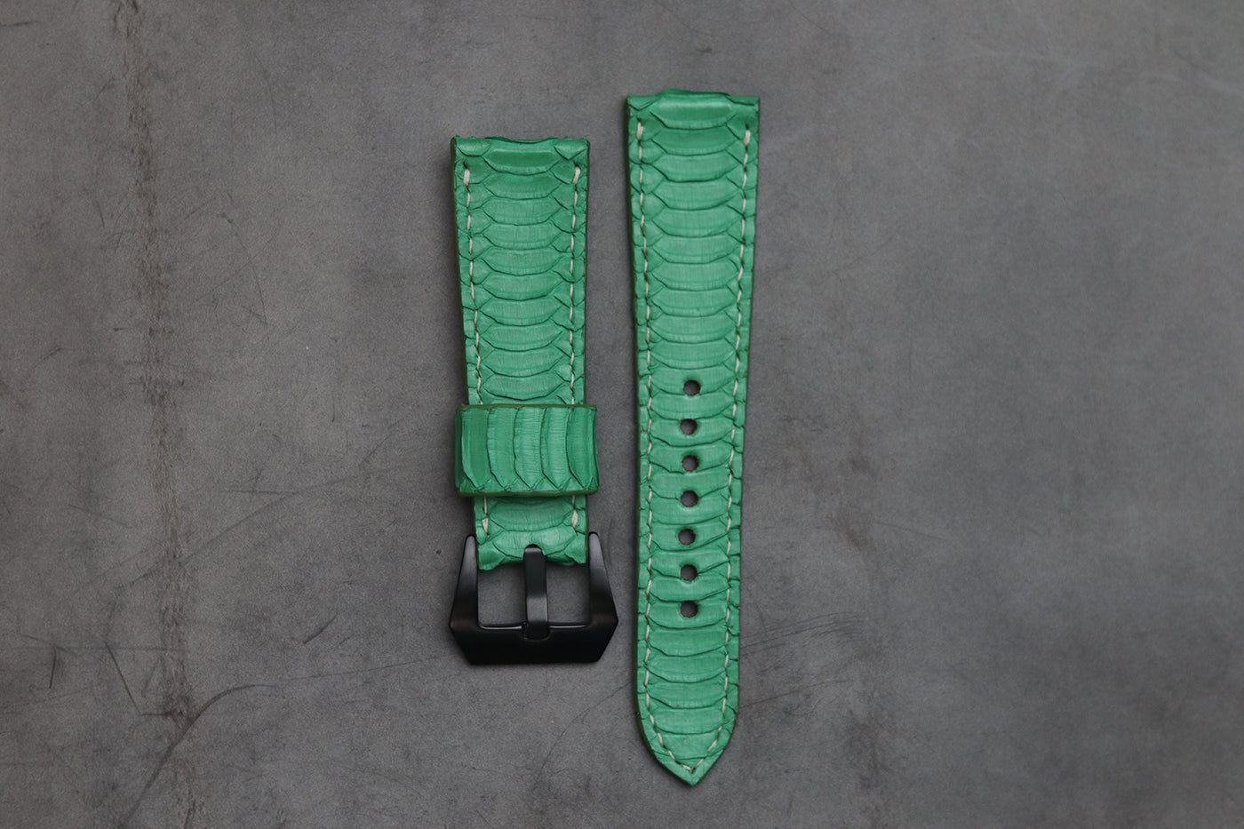 SHAMROCK GREEN SNAKE SKIN FULL STITCHED (CENTER SCALE)