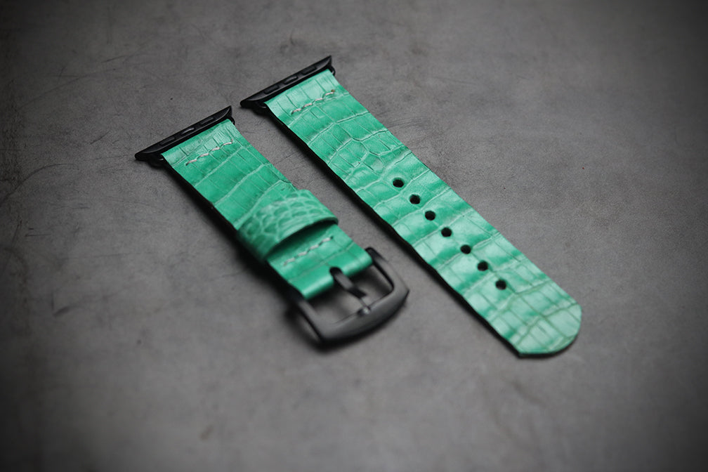 MINT GREEN CROCODILE PARALLEL STITCHED