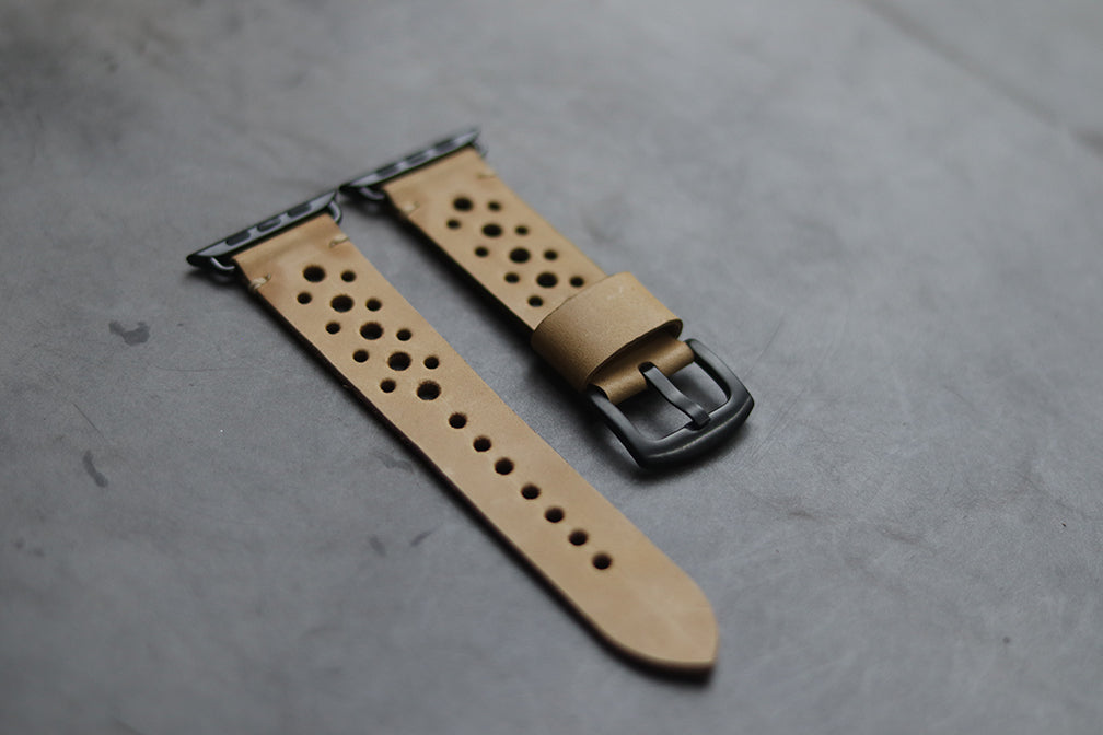 NATURAL BUTTERO HAND-CRAFTED APPLE WATCH STRAPS