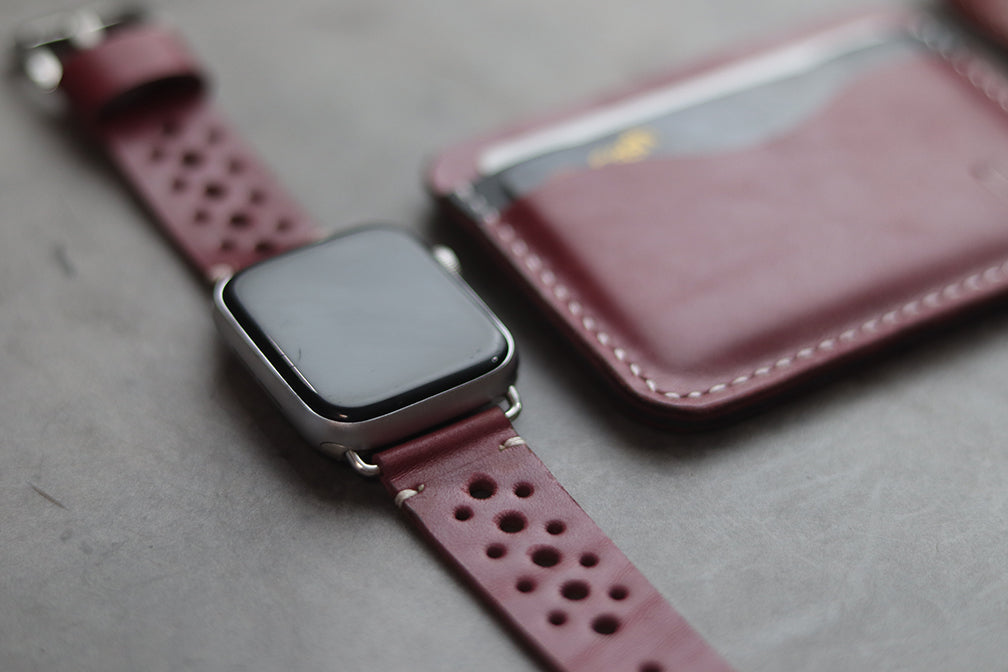 MINIMAL - CARMINE BURGUNDY