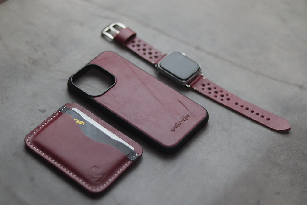 MINIMAL - CARMINE BURGUNDY
