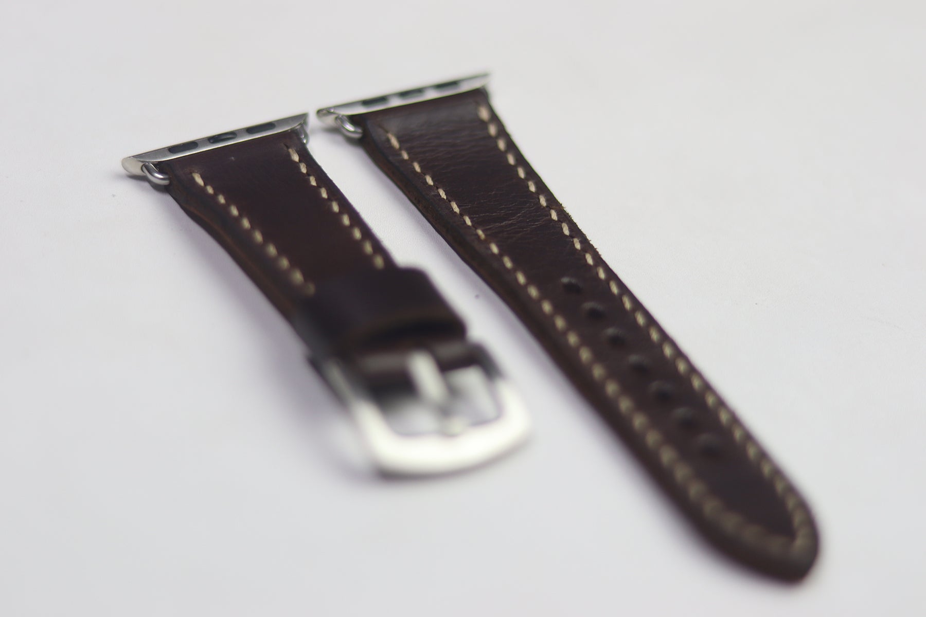 CHOCOLATE BROWN HAND-CRAFTED APPLE WATCH STRAPS