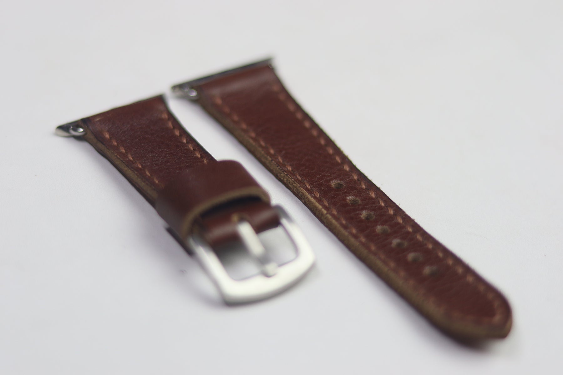 GINGERBREAD BROWN HAND-CRAFTED APPLE WATCH STRAPS
