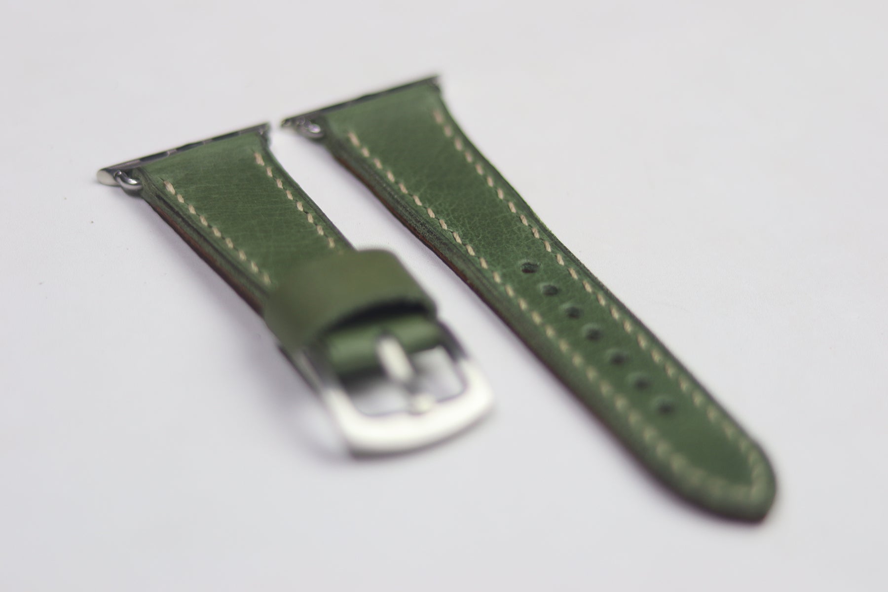 PARAKEET GREEN HAND-CRAFTED APPLE WATCH STRAPS