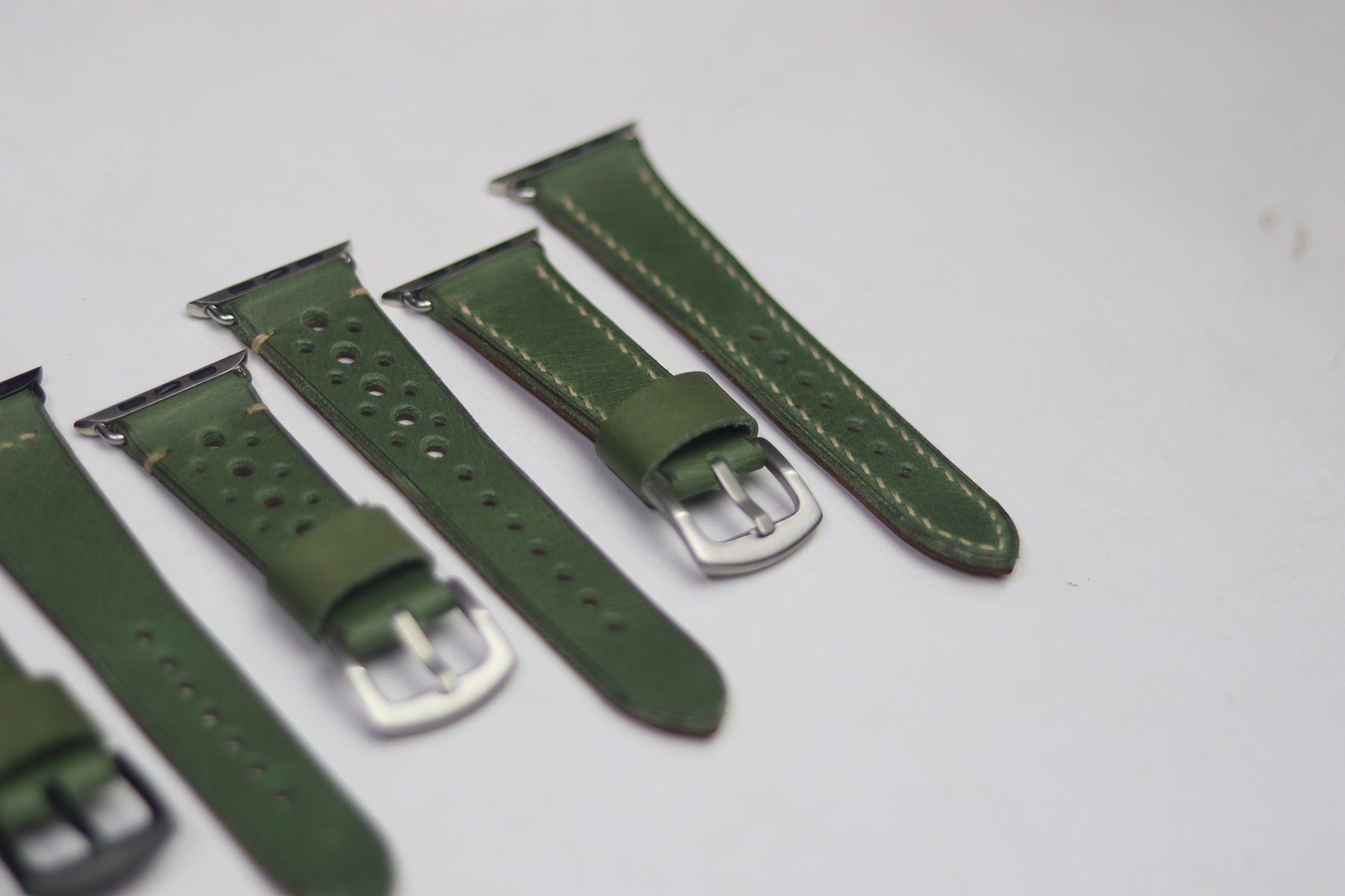 PARAKEET GREEN HAND-CRAFTED APPLE WATCH STRAPS