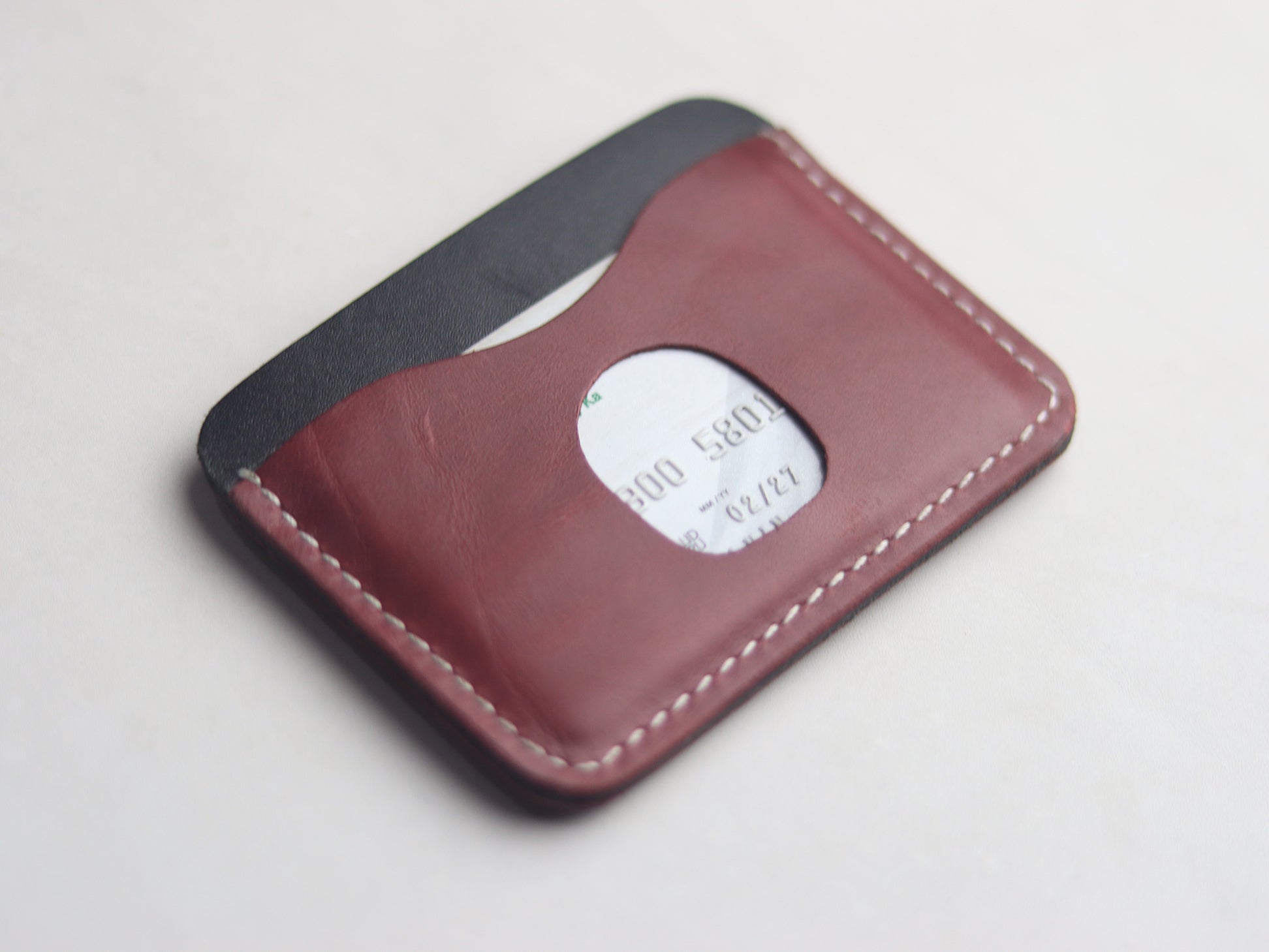 MINIMAL - CARMINE BURGUNDY