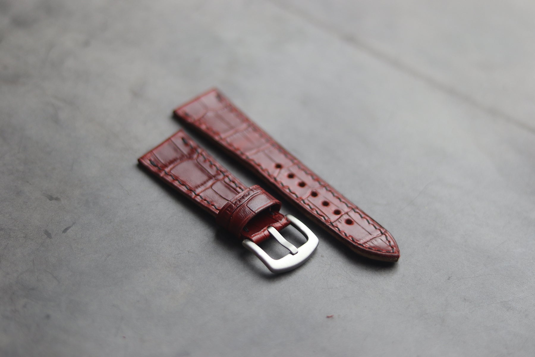 BURGUNDY CROCO HAND-CRAFTED WATCH STRAPS