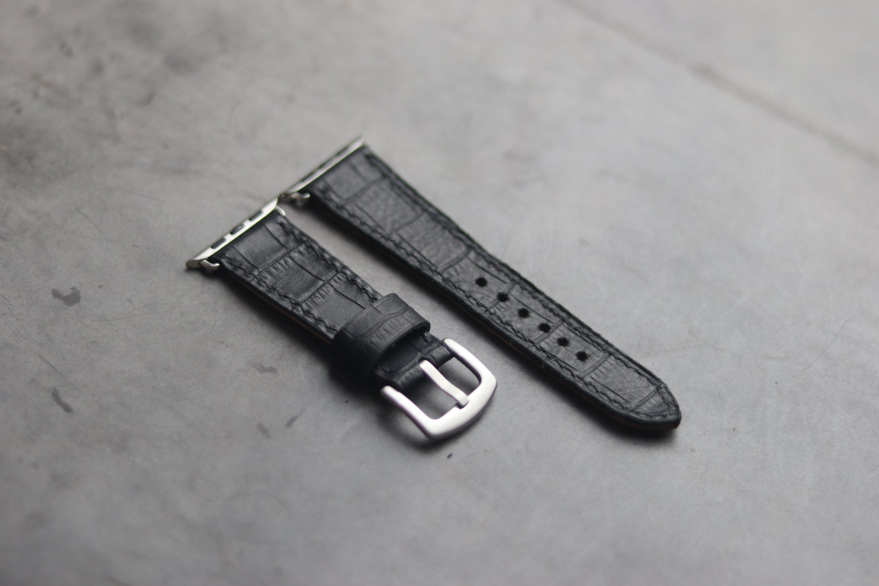 BLACK CROCO HAND-CRAFTED APPLE WATCH STRAPS