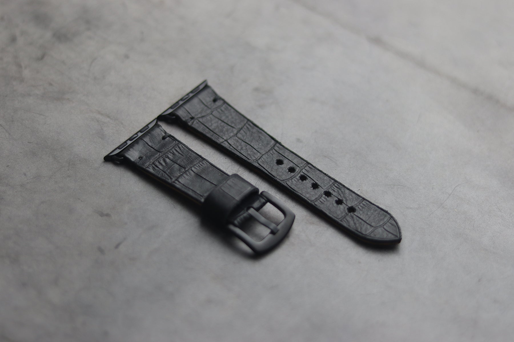 BLACK CROCO HAND-CRAFTED APPLE WATCH STRAPS