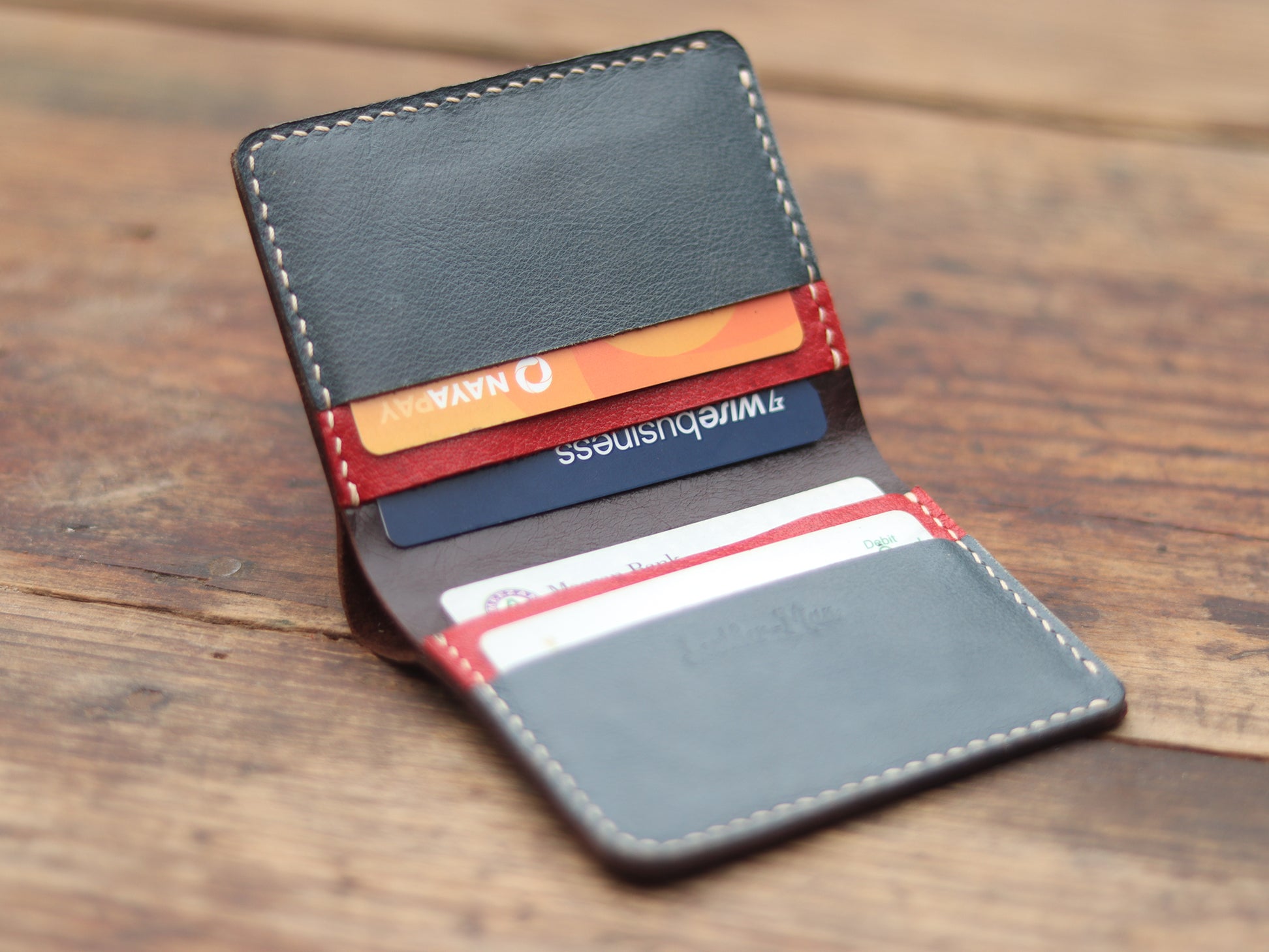 "TRIDENT CLASSIC MINI" RED, DEEP BLUE AND WALNUT