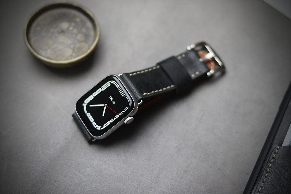 MATTE STONE BLACK (BIEGE THREAD)