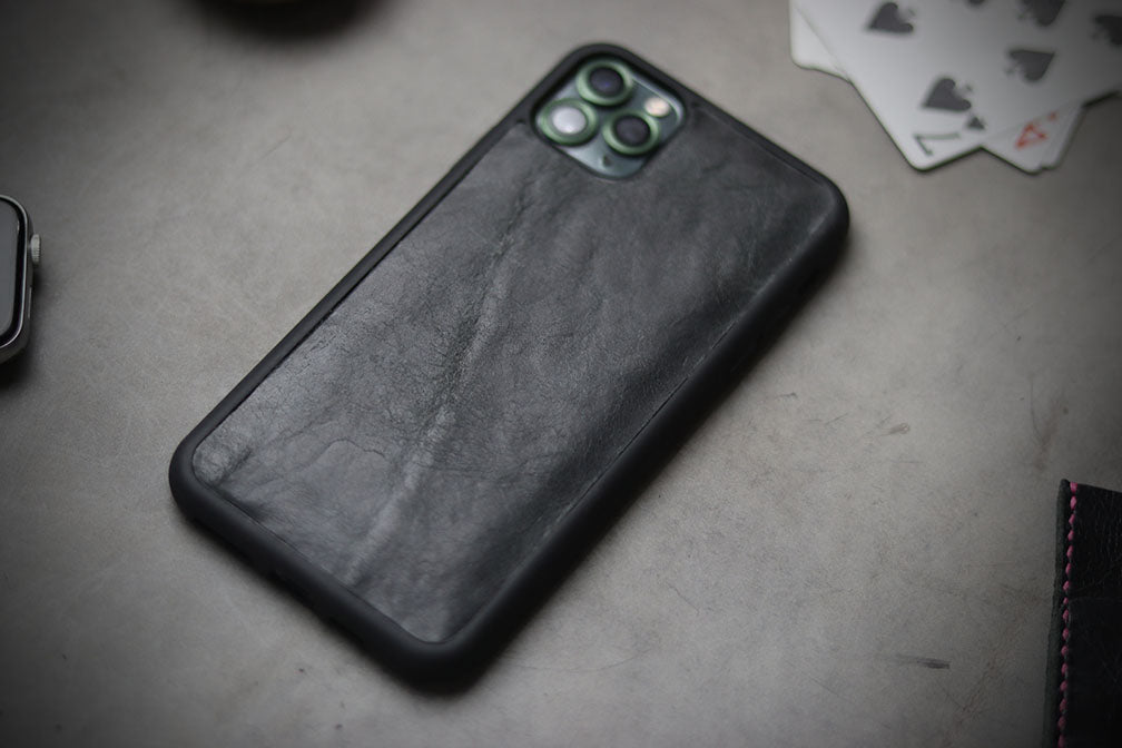 MATTE STONE BLACK SIMPLE CASE