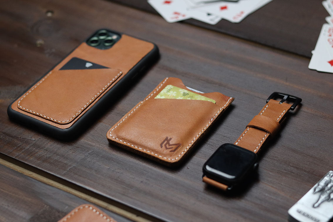 CARROT WALLET PHONE CASE