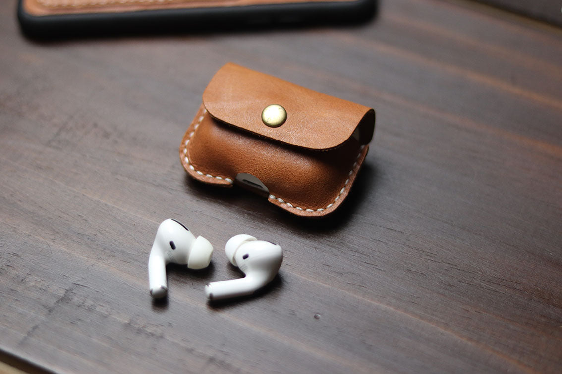 CARROT AIRPODS CASE