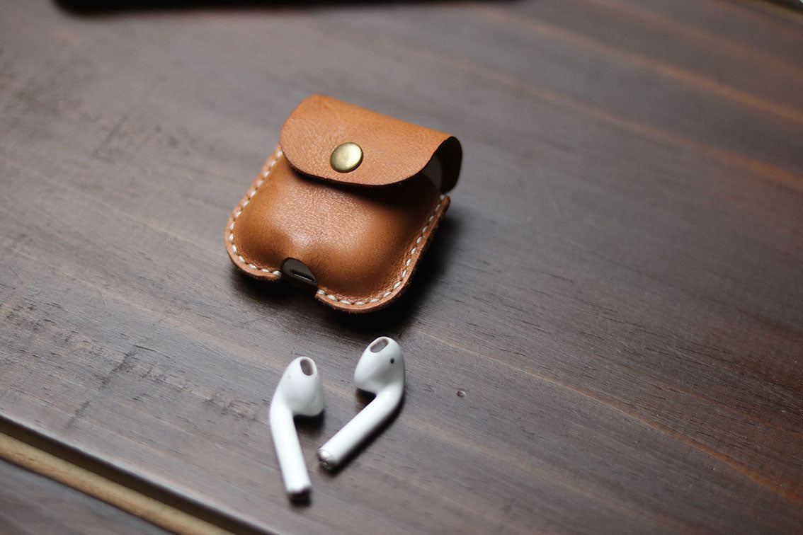 CARROT AIRPODS CASE