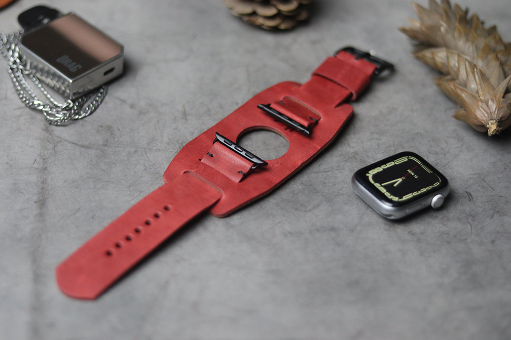 "C1" LEATHER CUFF STRAPS - PRISMATIC RED