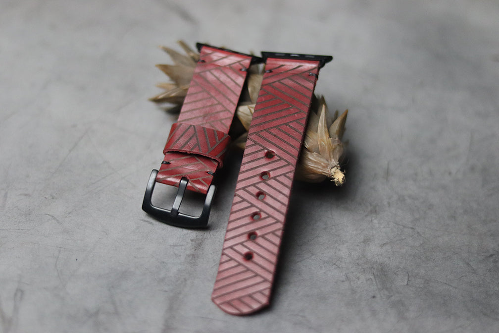 "E1" ENGRAVED STRAPS - PRISMATIC RED