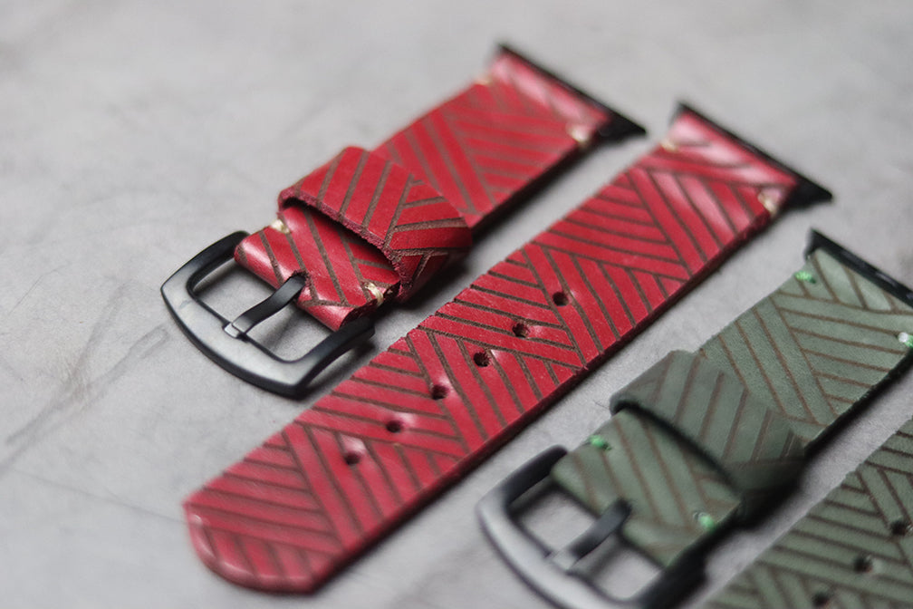 "E1" ENGRAVED STRAPS - CHERRY